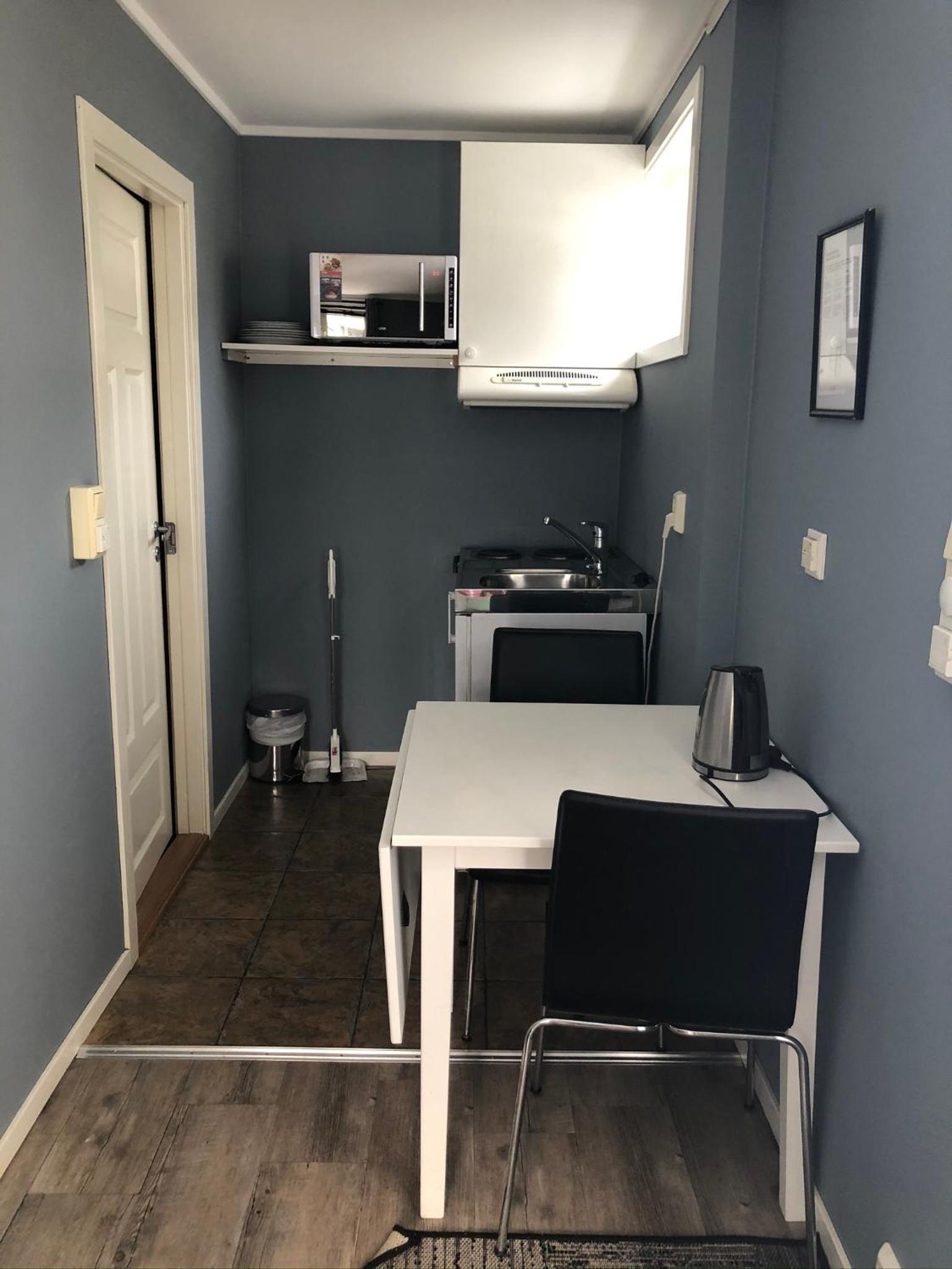 Small Studio - Photo 3
