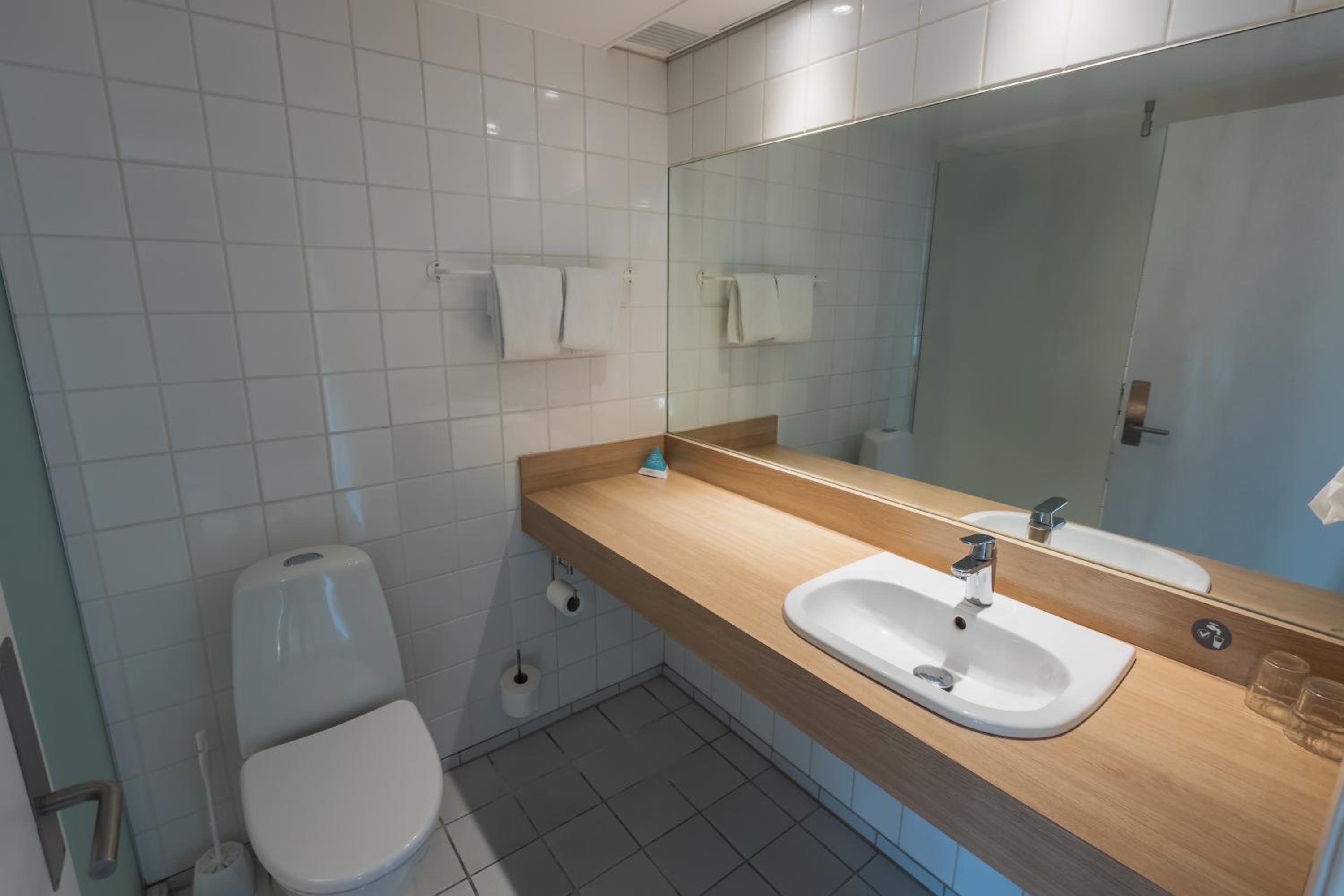 Superior King Room - Photo 6