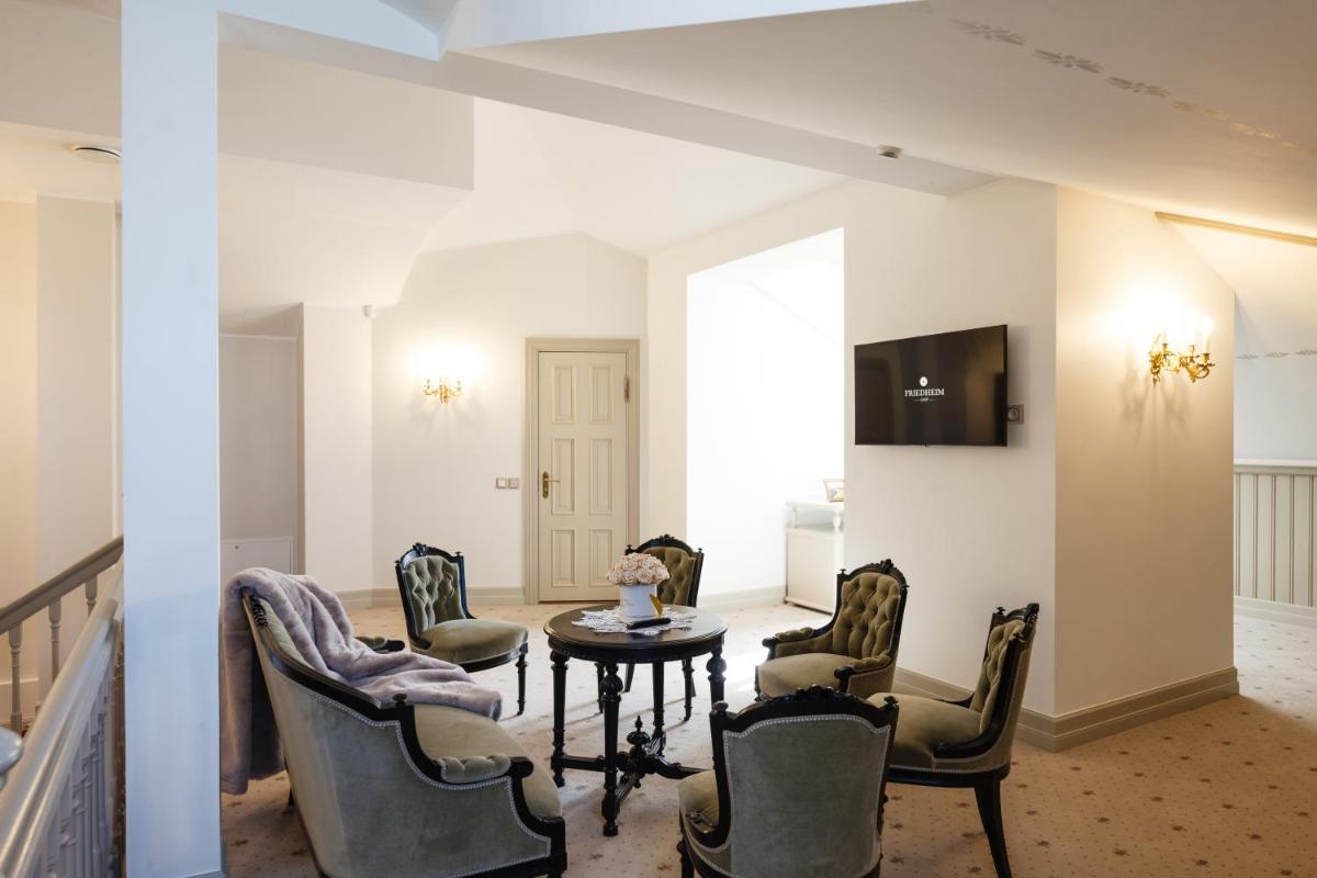 Family Suite photo 3