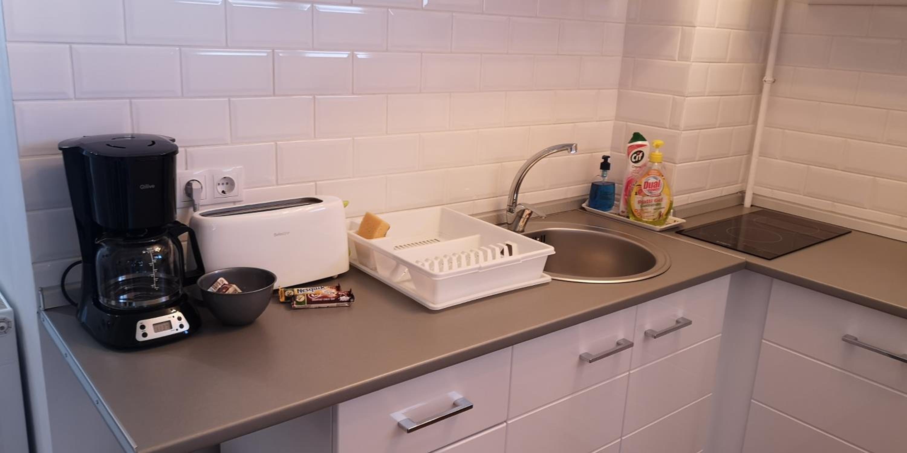 One-Bedroom Apartment - Photo 34