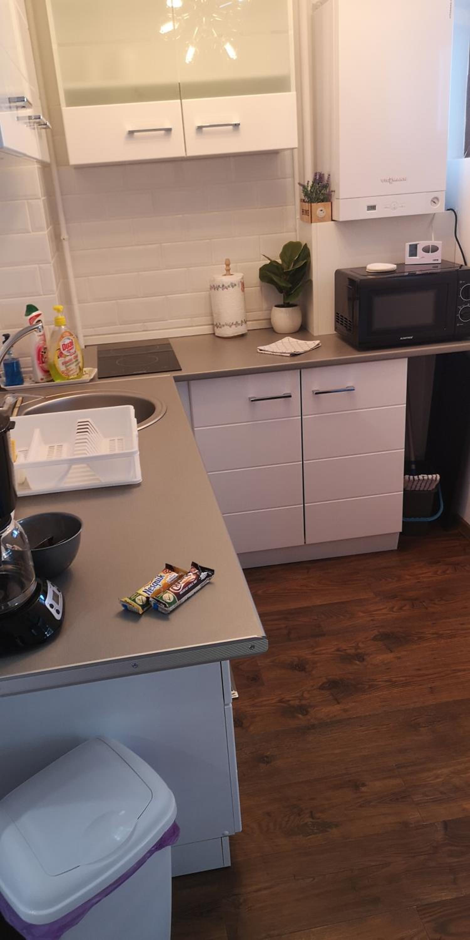 One-Bedroom Apartment - Photo 37