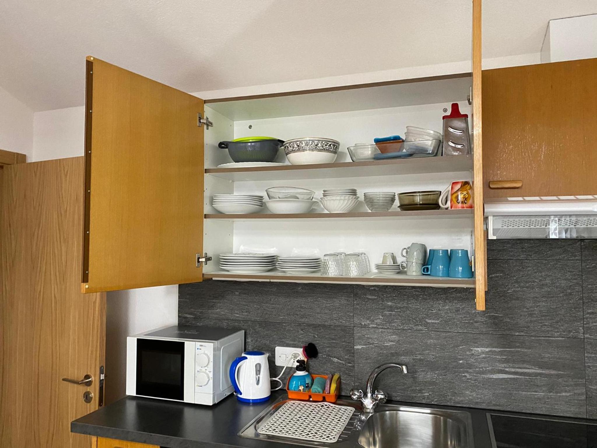 One-Bedroom Apartment - Photo 8