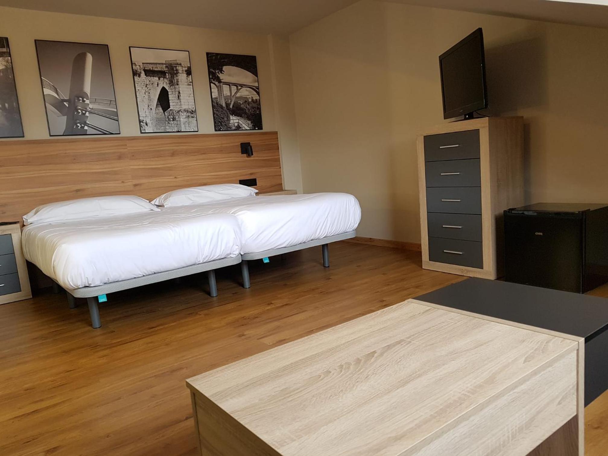Superior Double or Twin Room - Photo 20
