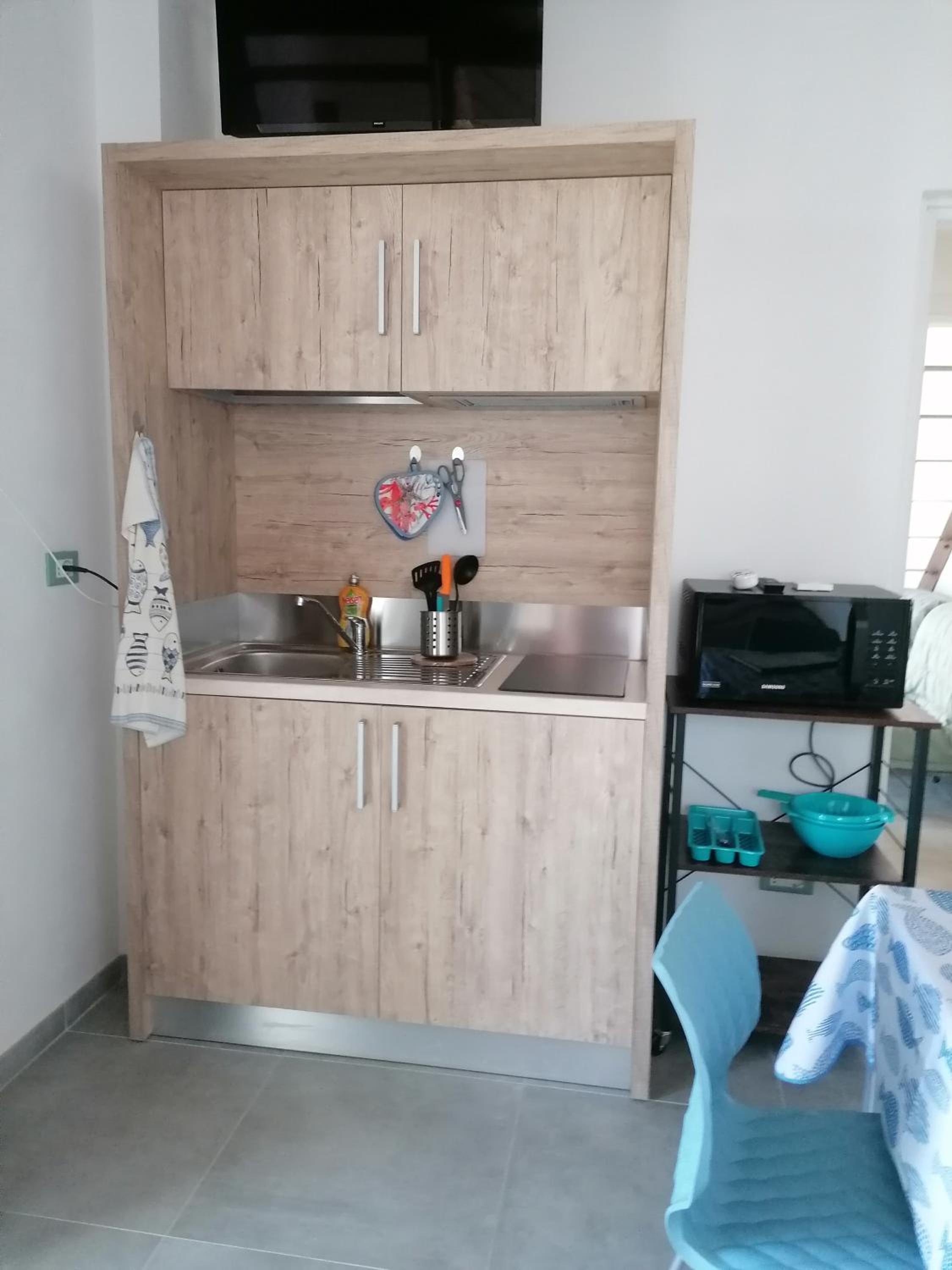 One-Bedroom Apartment - Photo 4