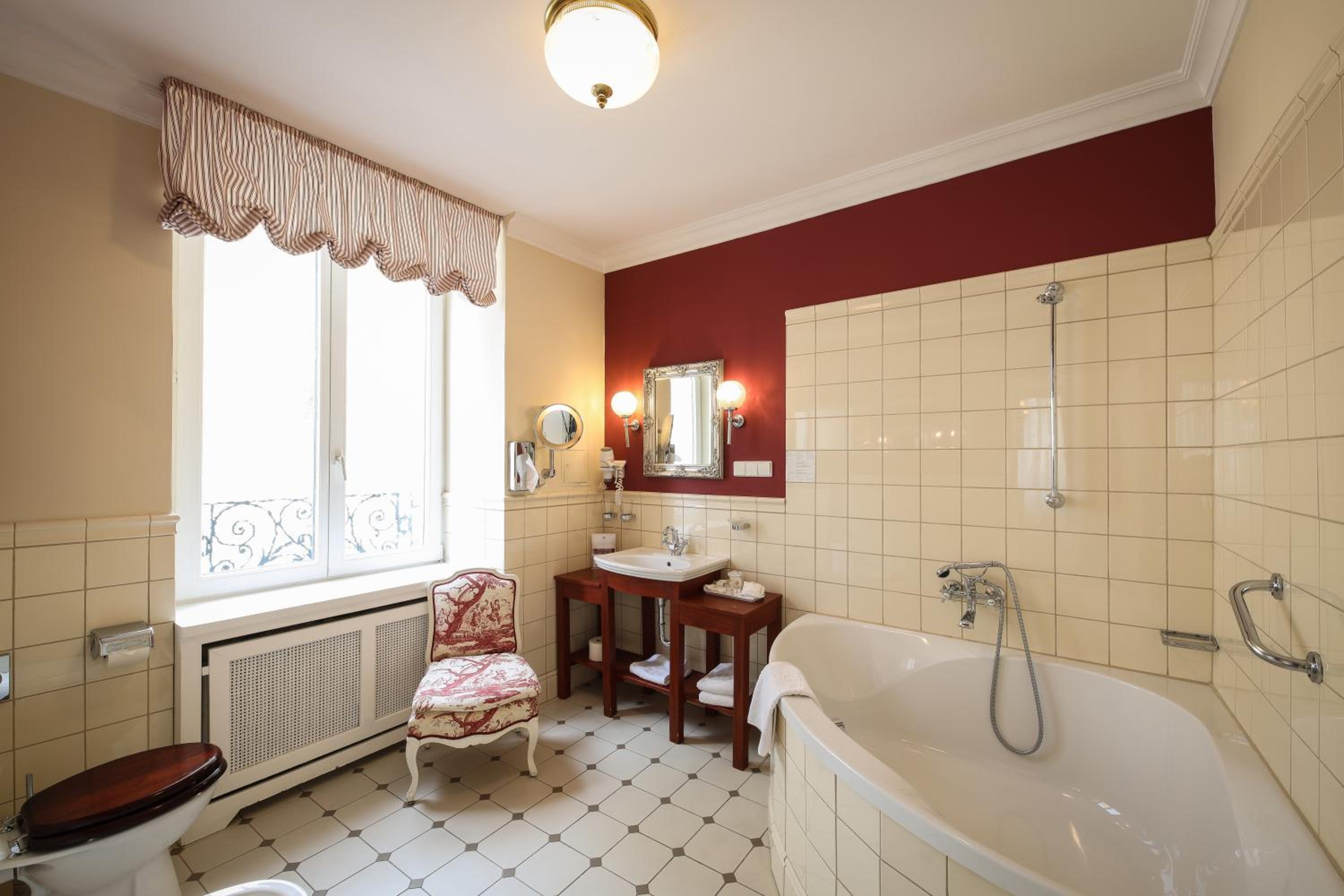 Family Suite - Photo 7