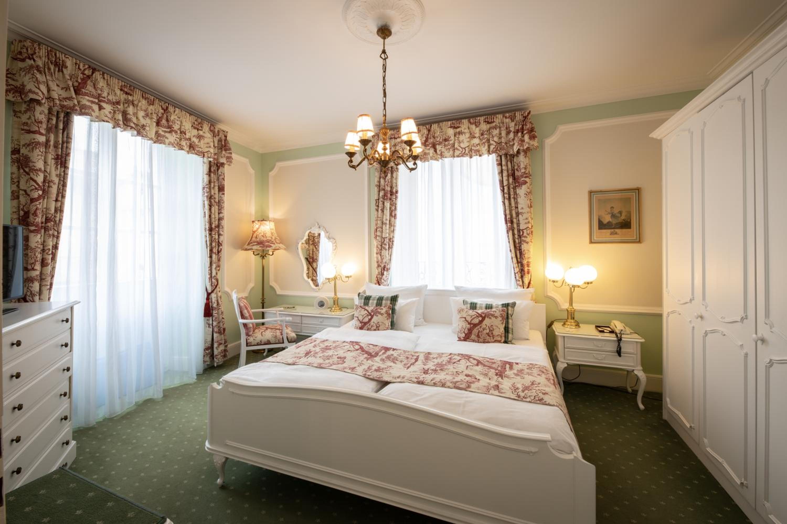 Family Suite - Photo 9