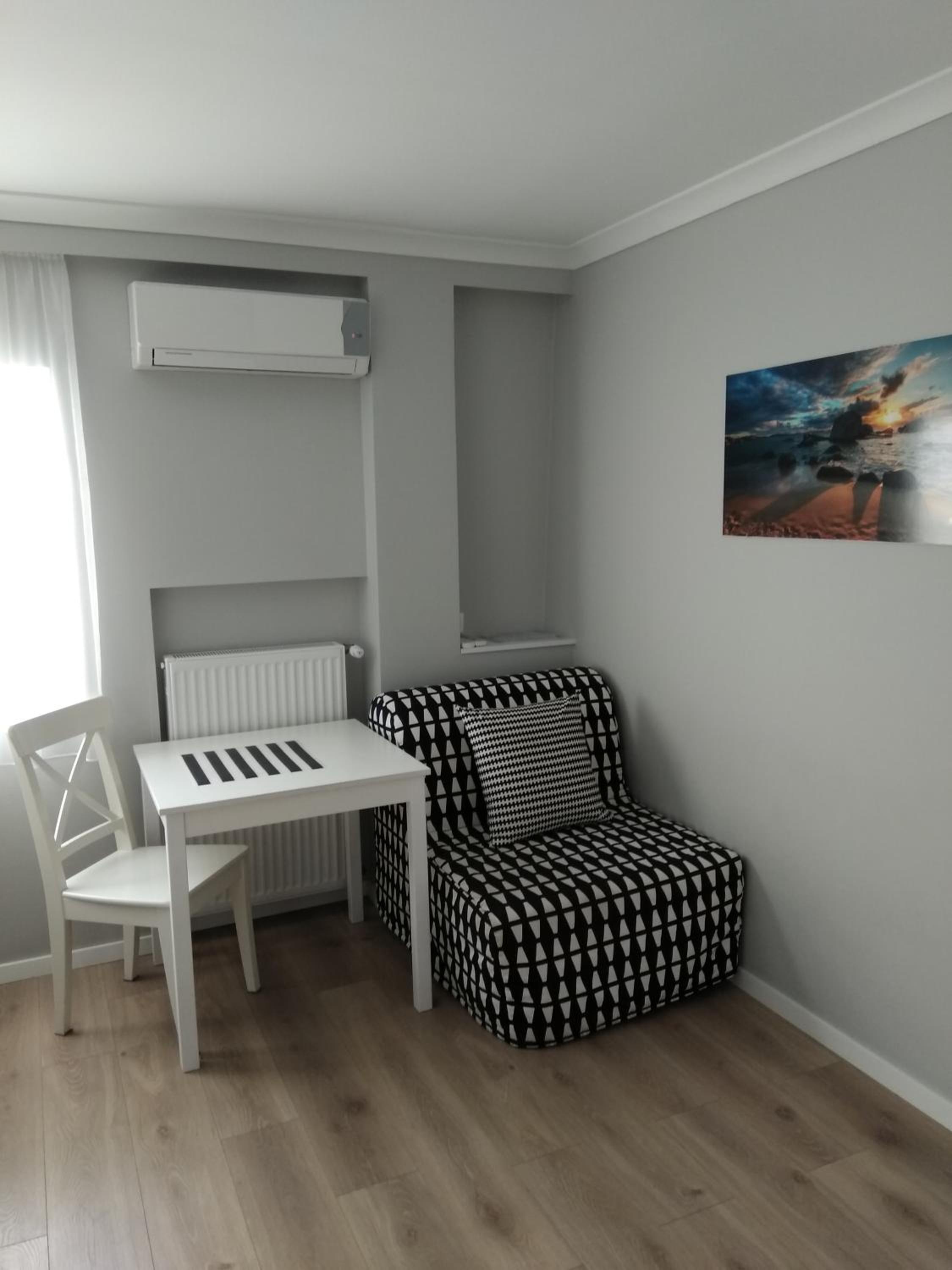 Triple Room with Private Bathroom photo 2