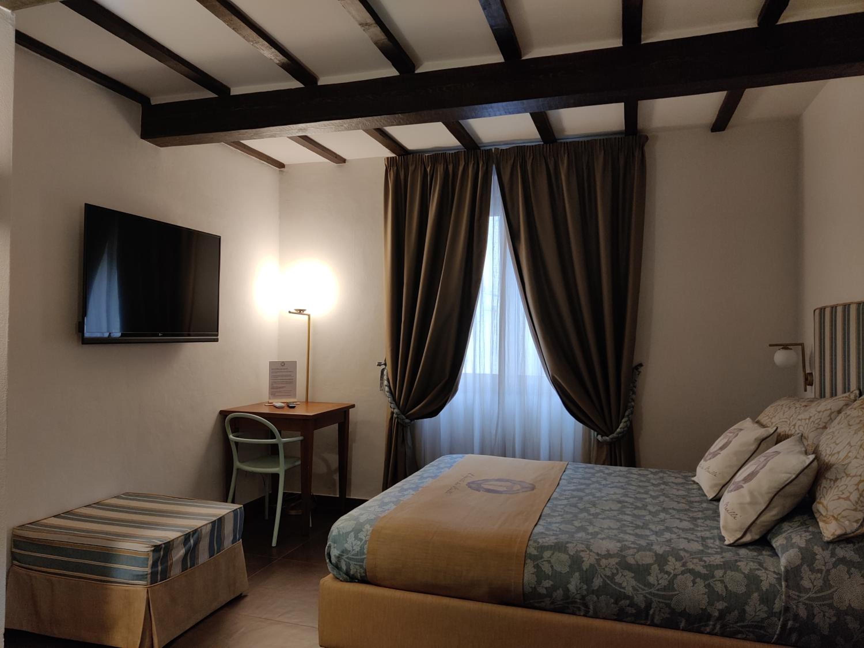 Executive Triple Room - Photo 4