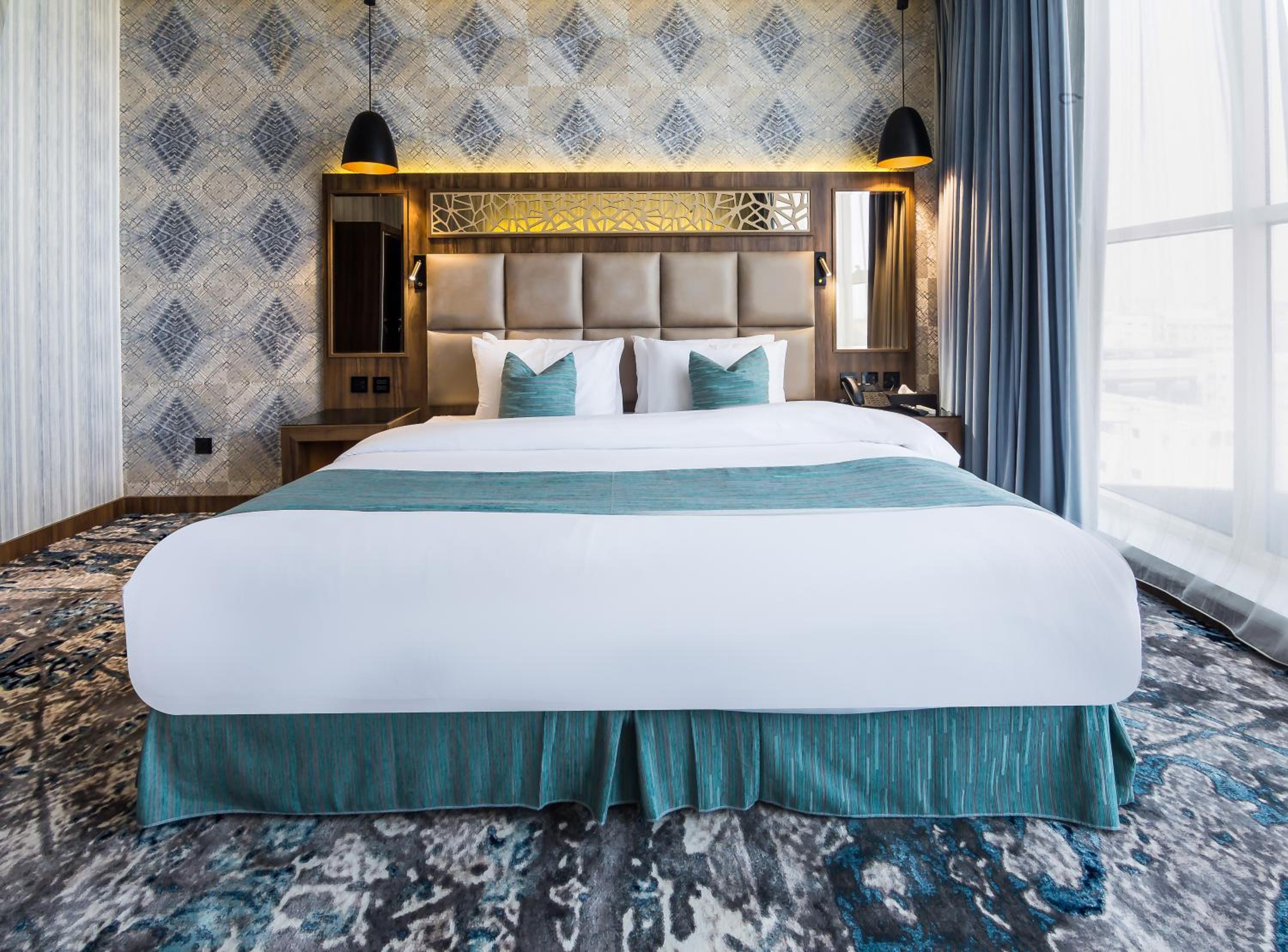 Standard King Room - Photo 4