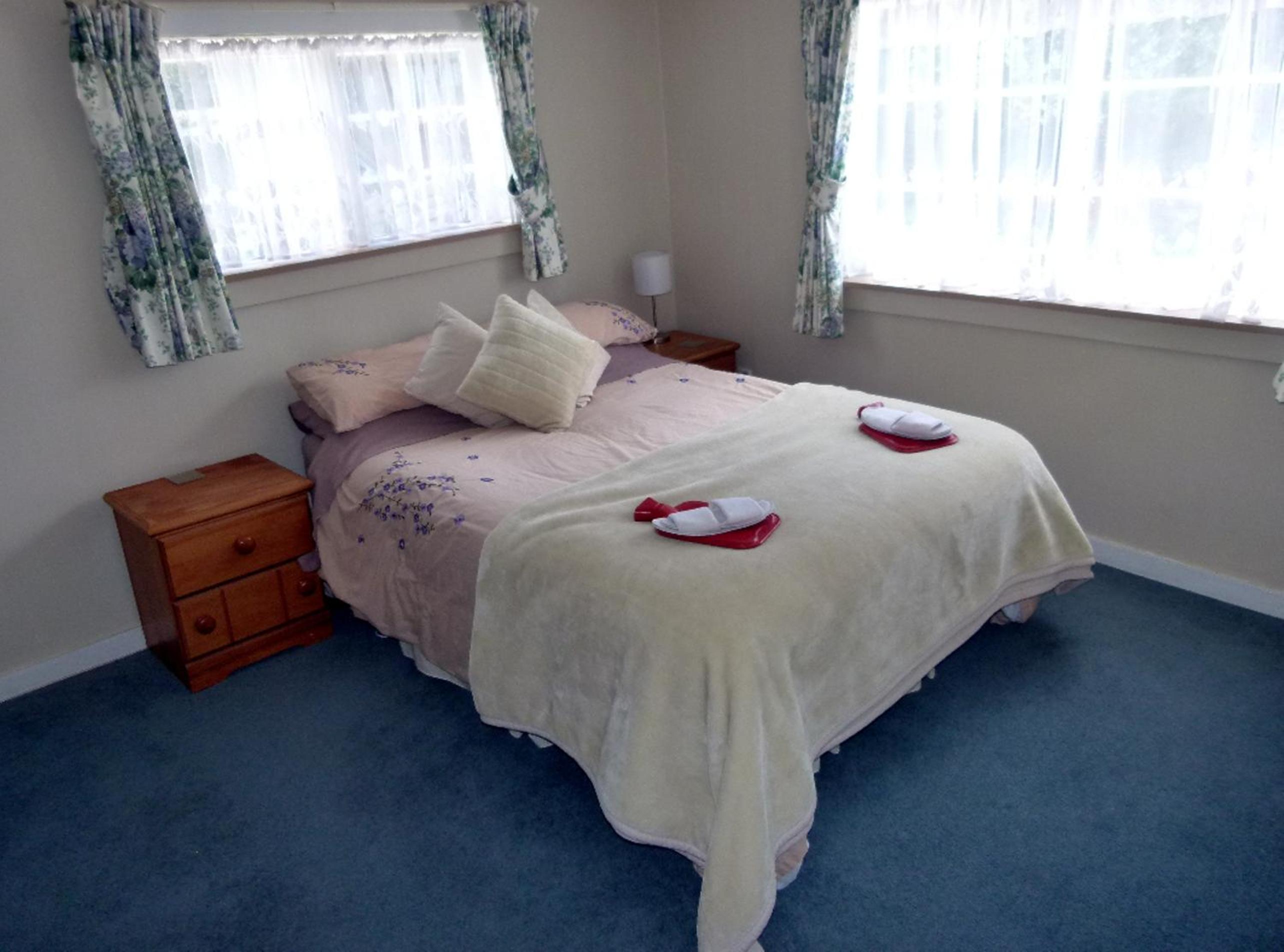 Two-Bedroom Cottage photo 2