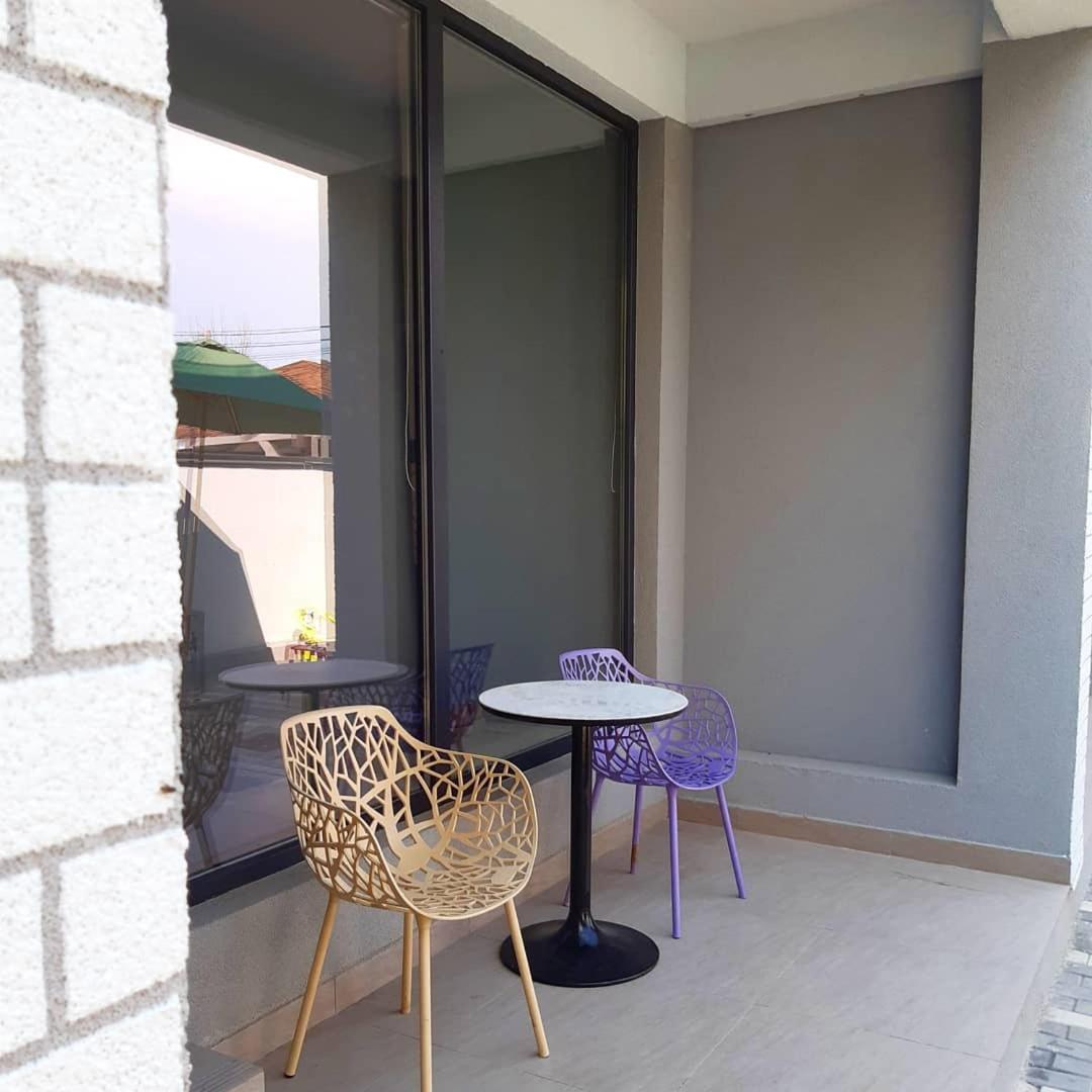 Standard Double Room - Photo 12