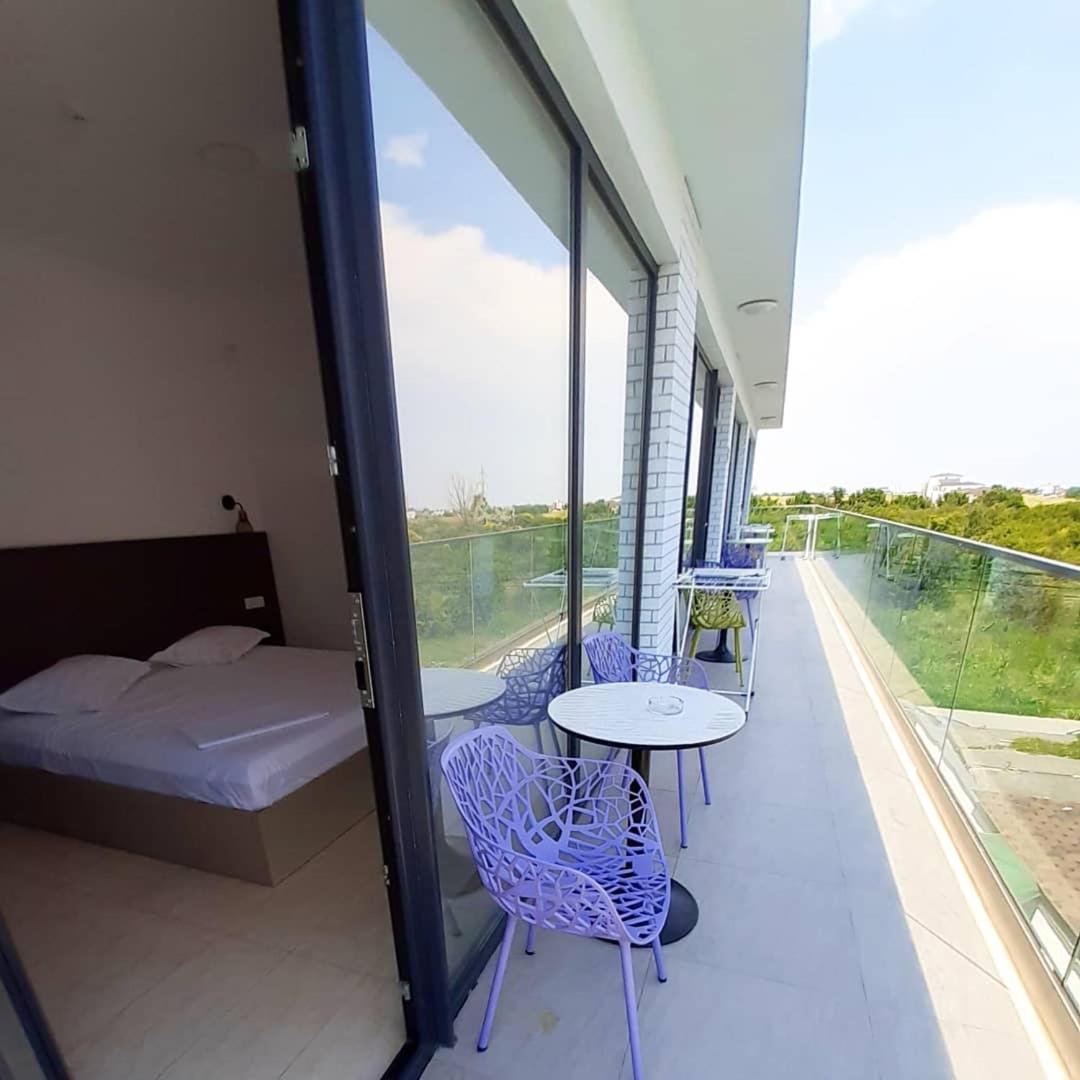 Standard Double Room - Photo 13