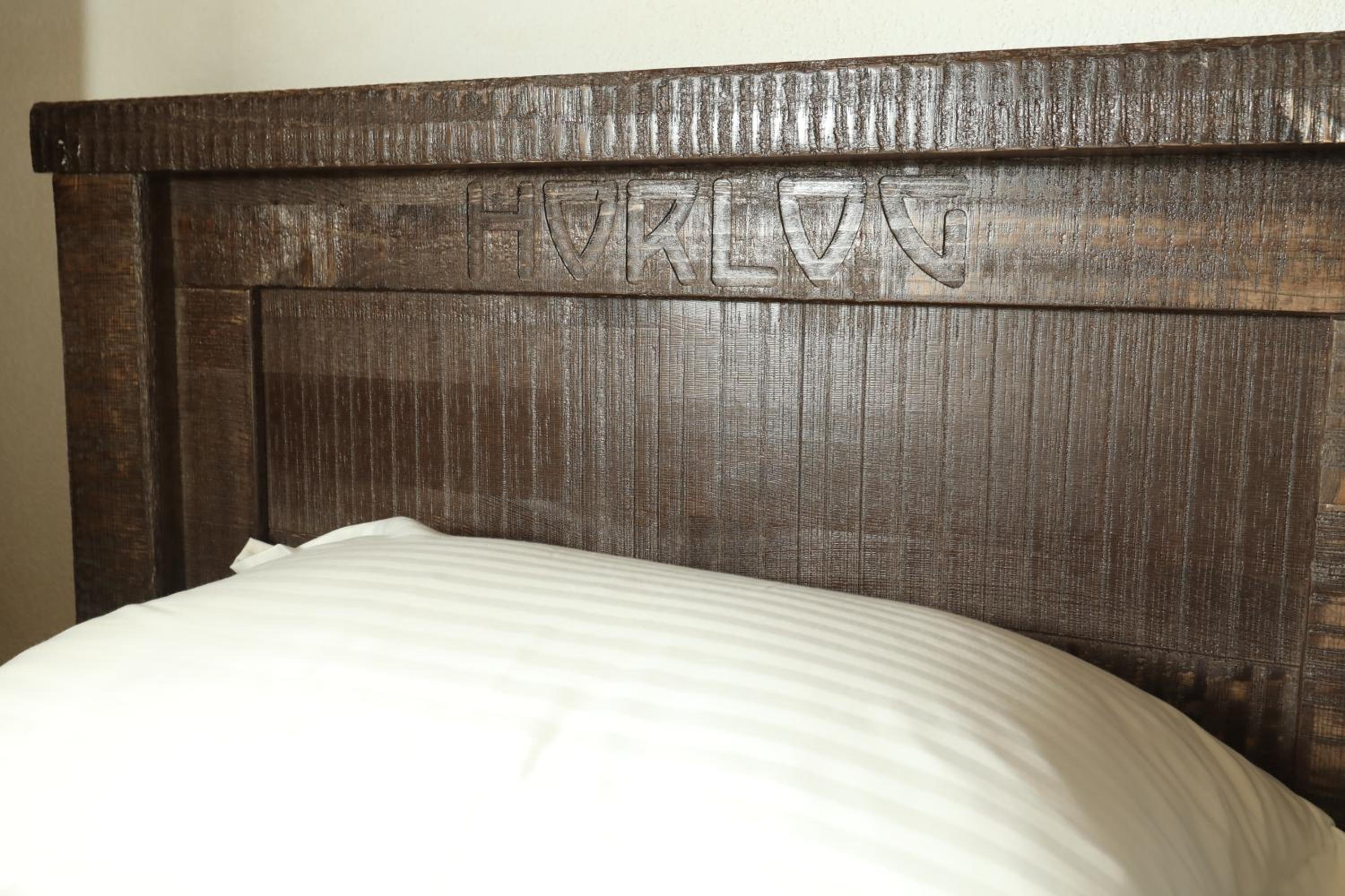 Twin Room with Balcony - Photo 6