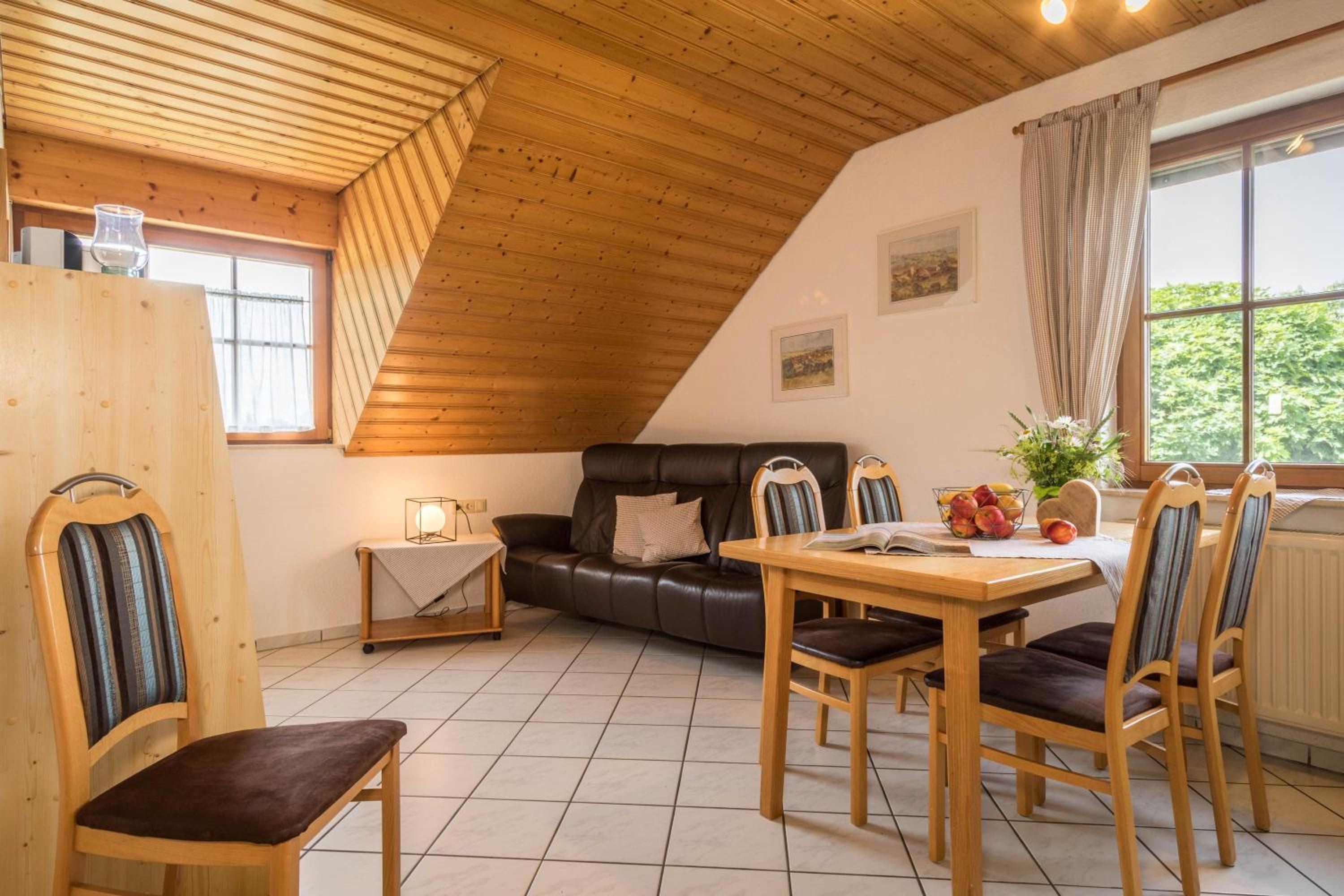 Two-Bedroom Apartment with Mountain View photo 1
