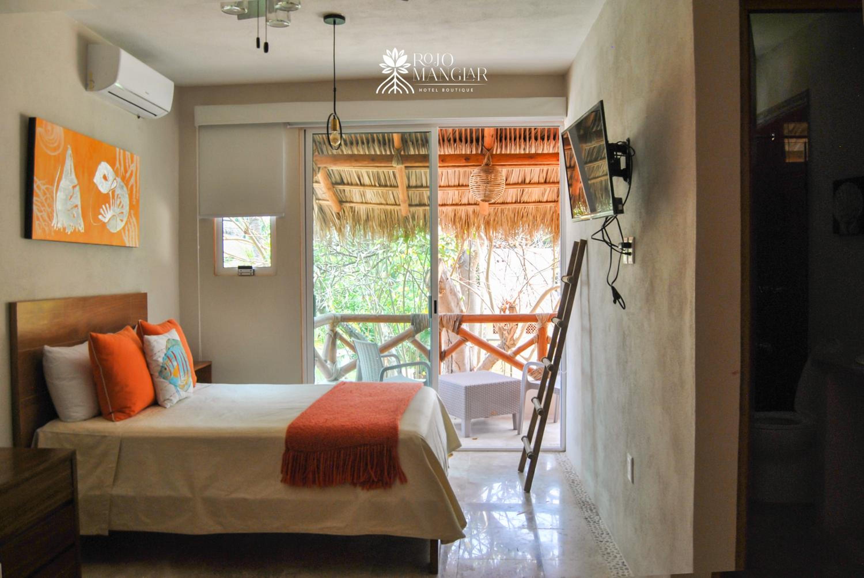 Double Room with Garden View - Photo 5