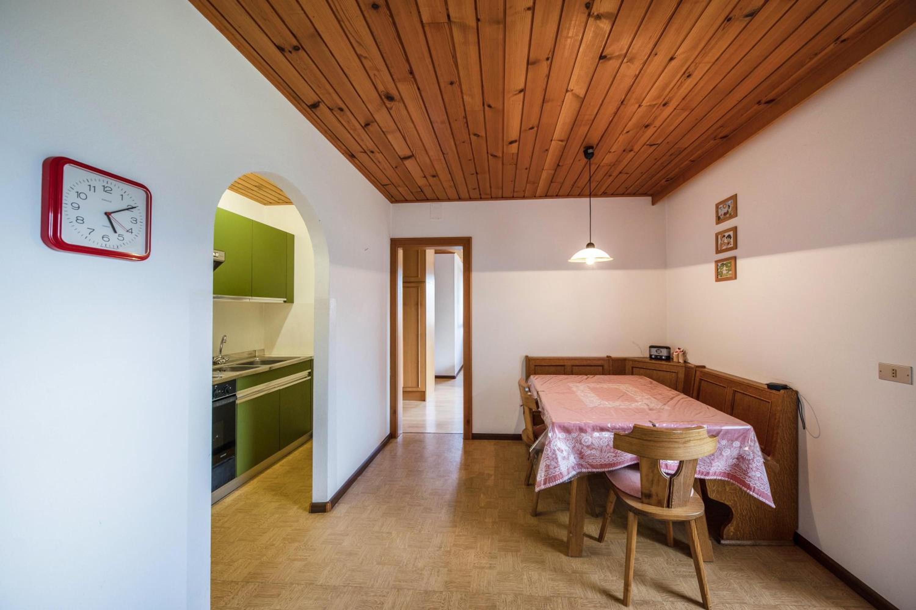 Two-Bedroom Deluxe Apartment with Balcony photo 2