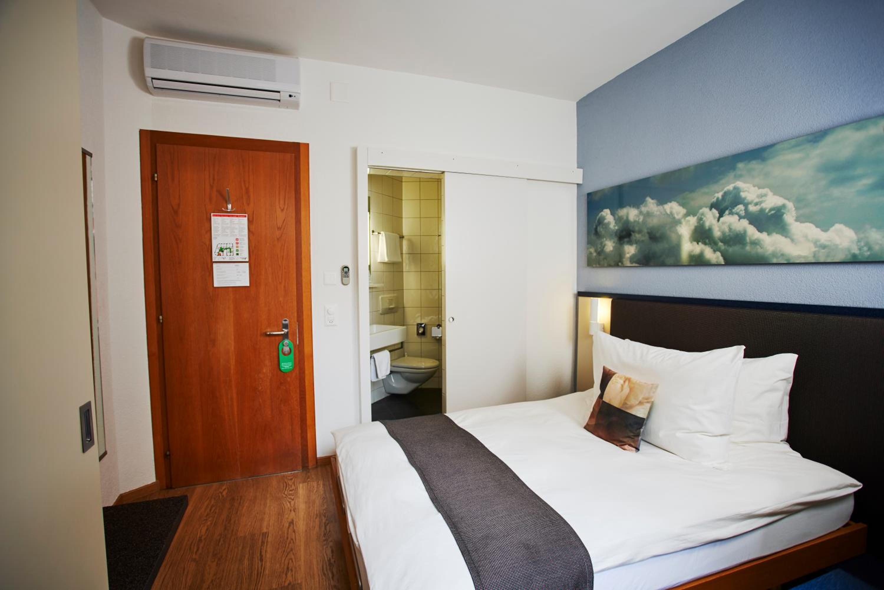 Small Budget Double Room - Photo 1