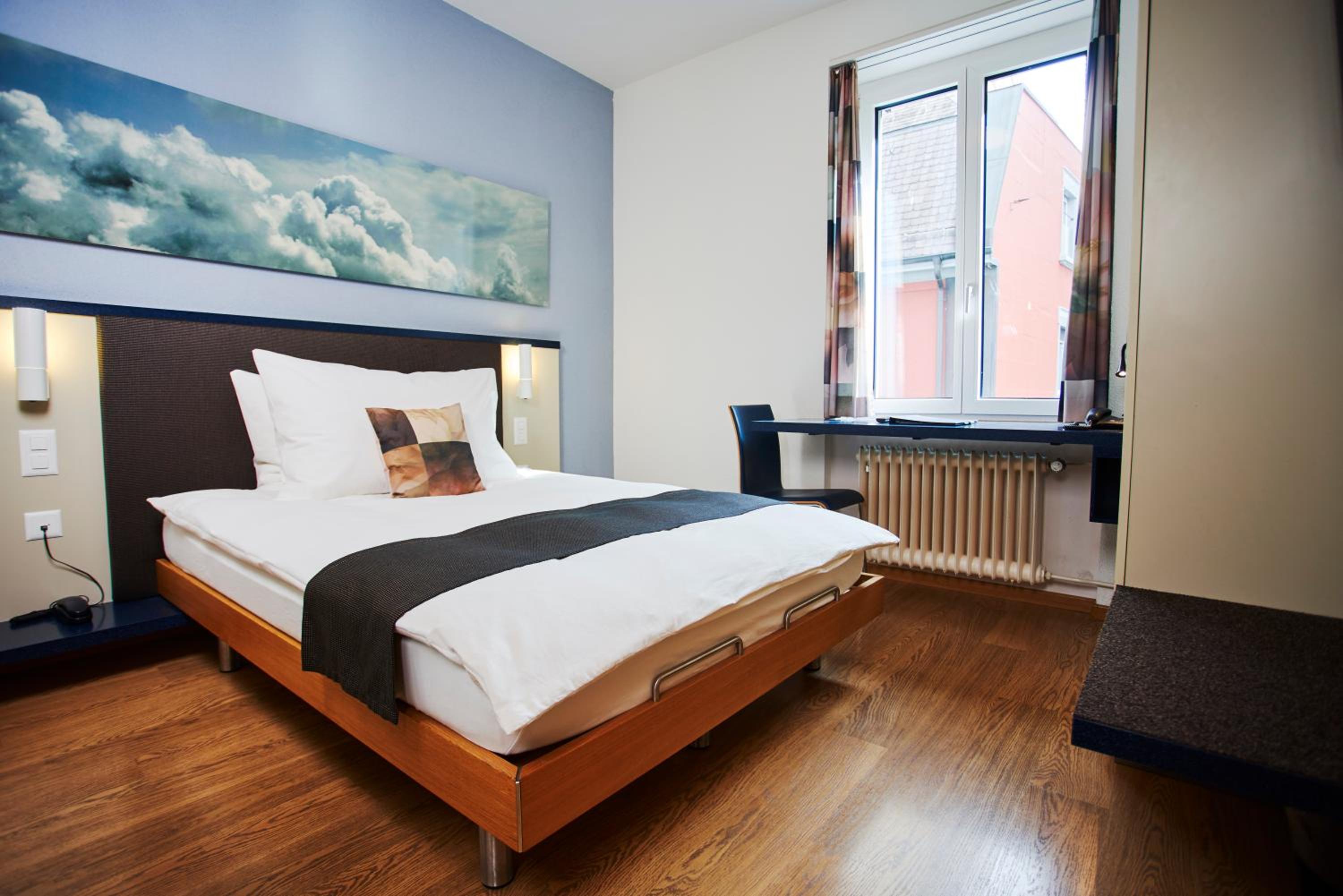 Small Budget Double Room - Photo 6
