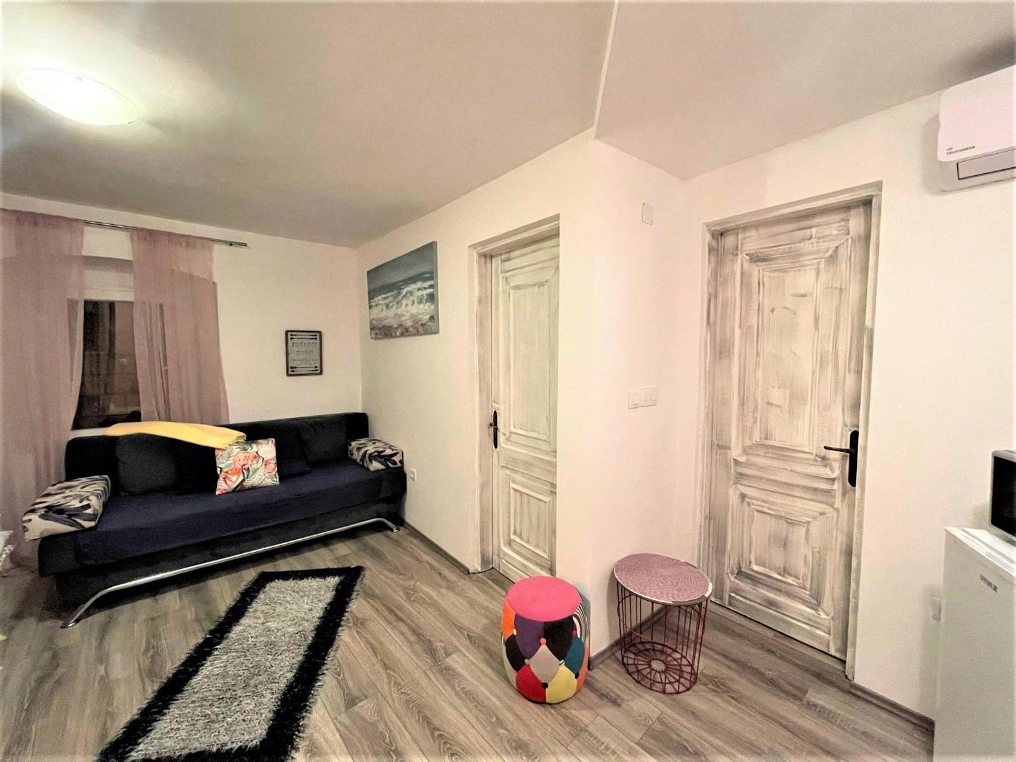 Apartment - Photo 9