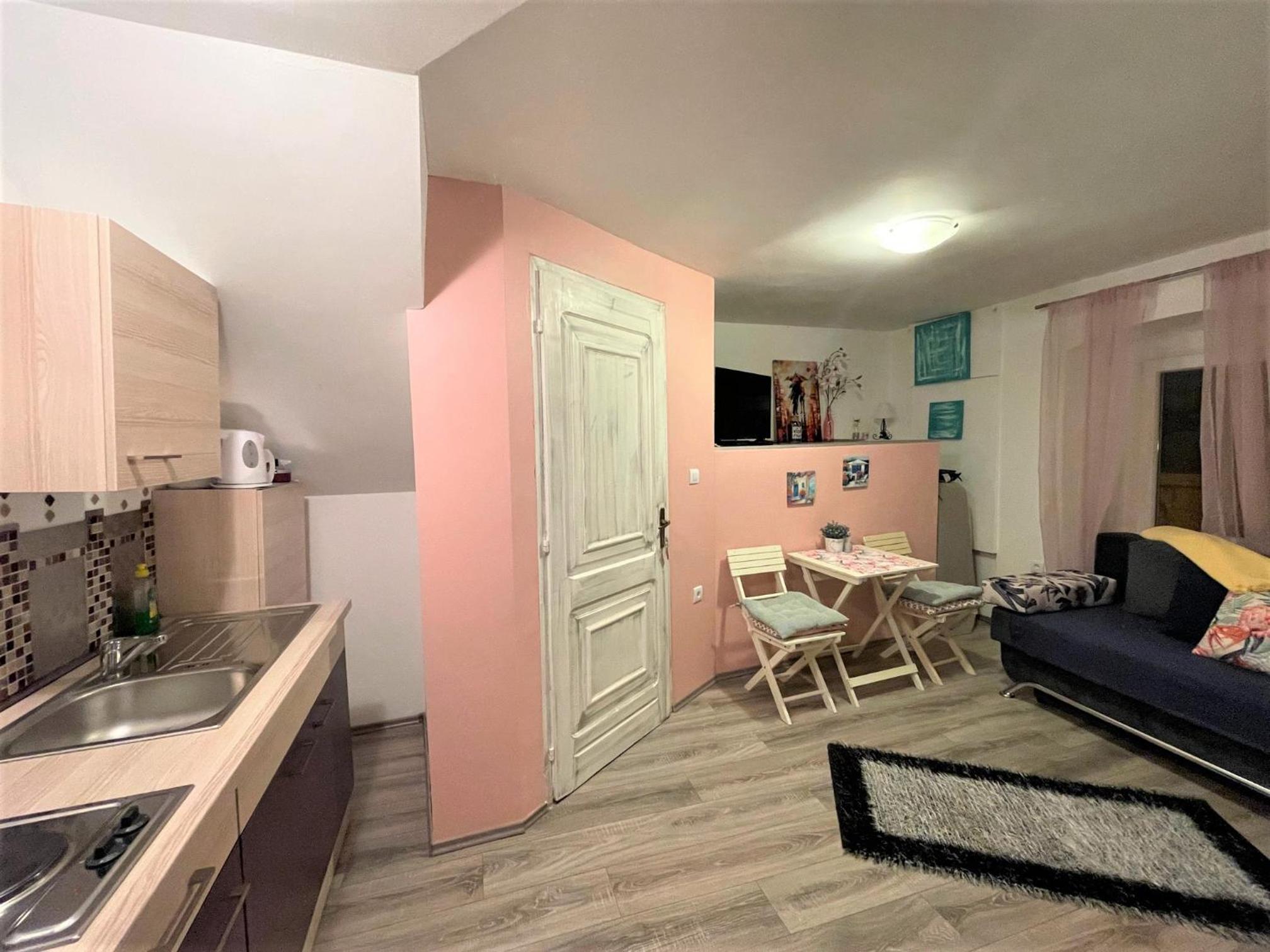 Apartment - Photo 11