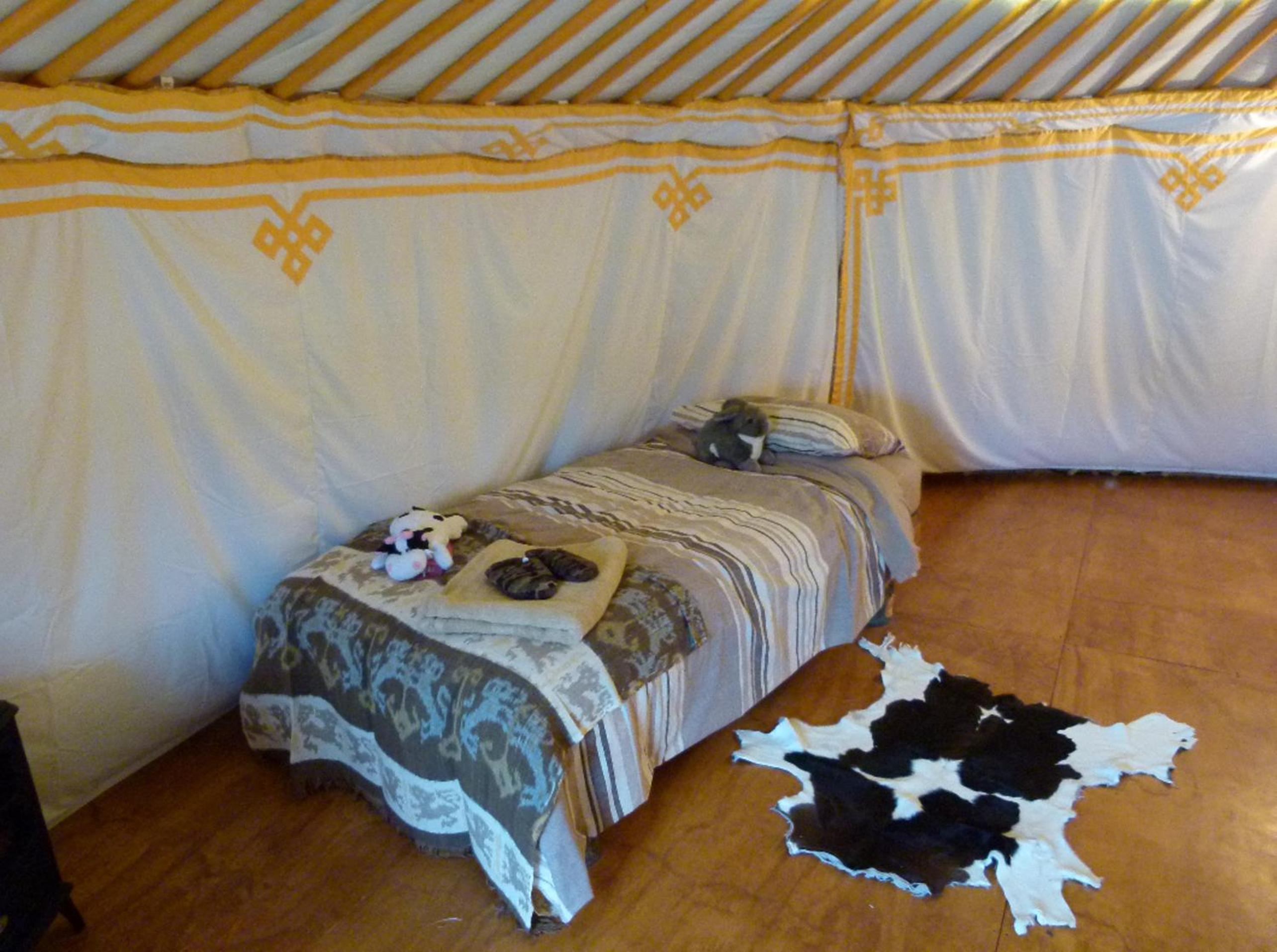 Yurt photo 2