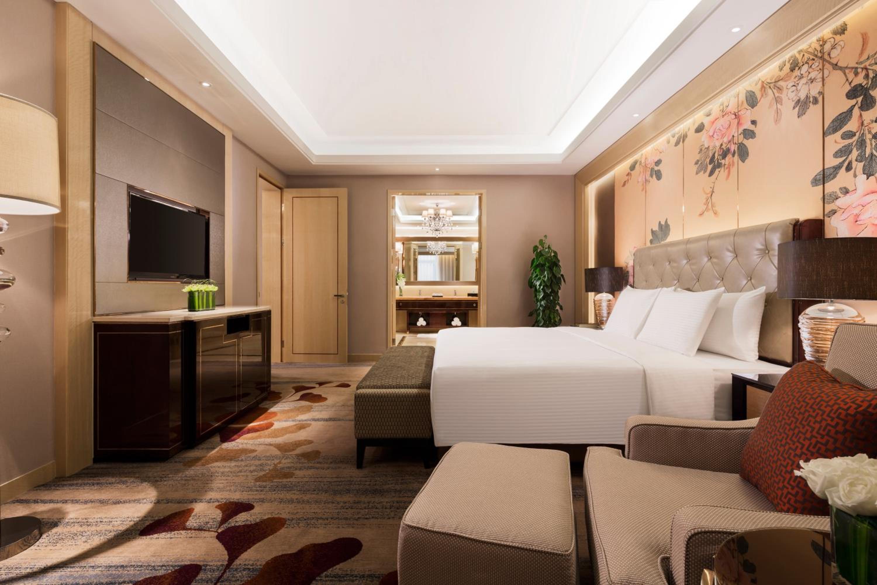 Deluxe Suite photo 1
