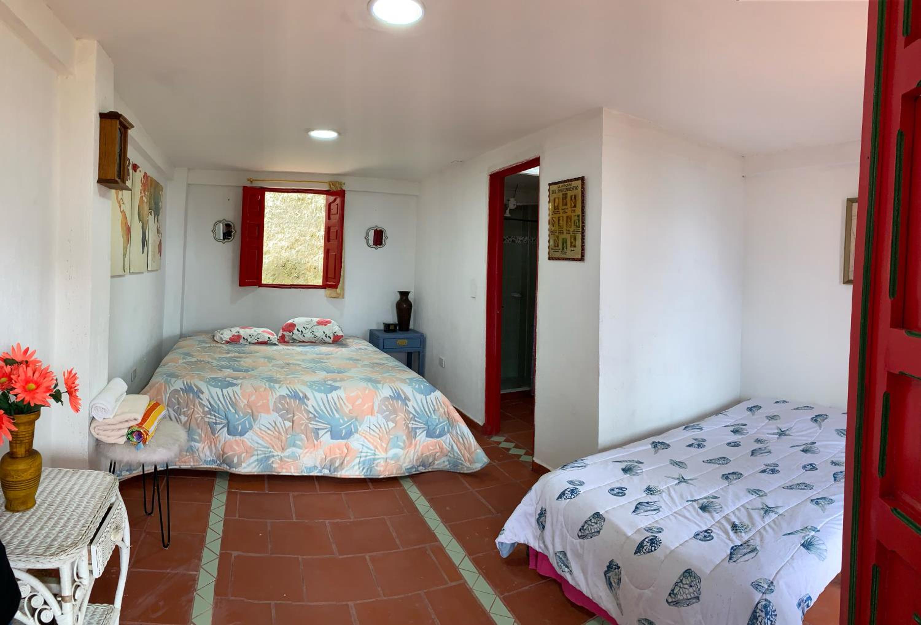 Economy Twin Room photo 1