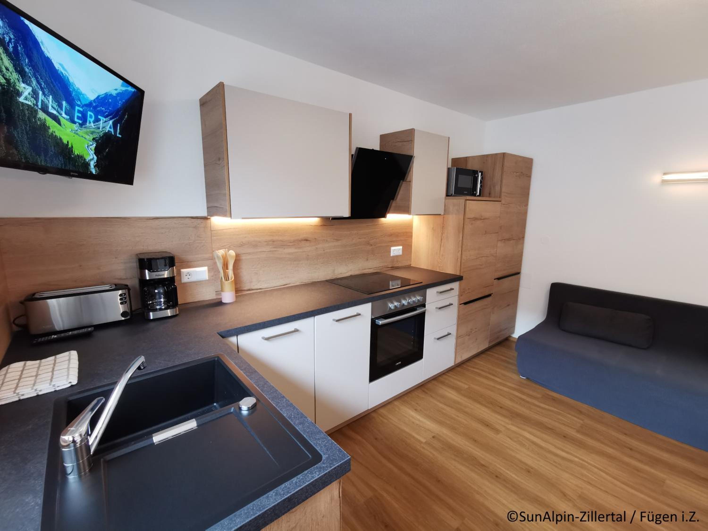 Apartment With Terrace photo 2