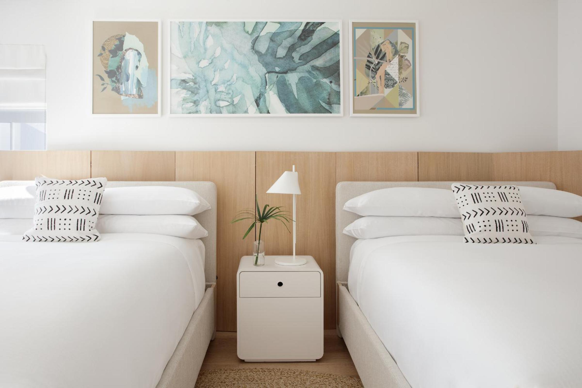 Double Room with Two Double Beds - Photo 8