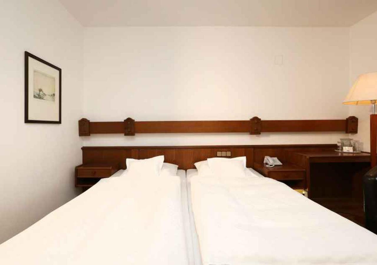 Standard Double Room photo 1
