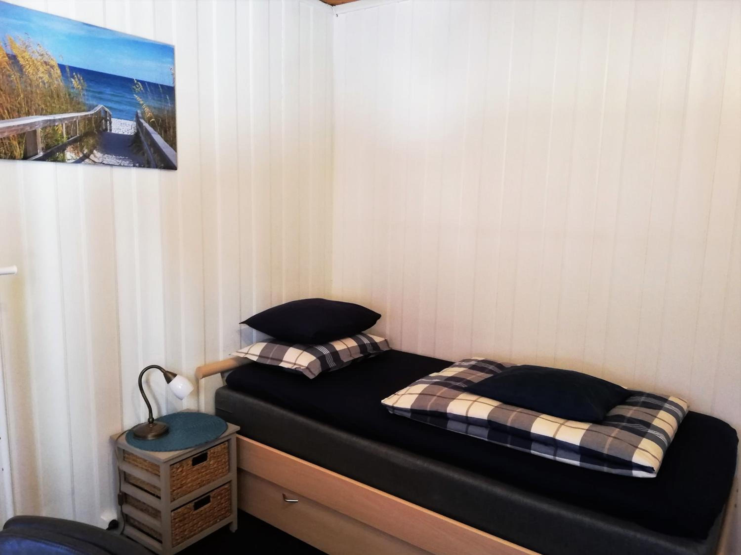 Budget Single Room photo 2