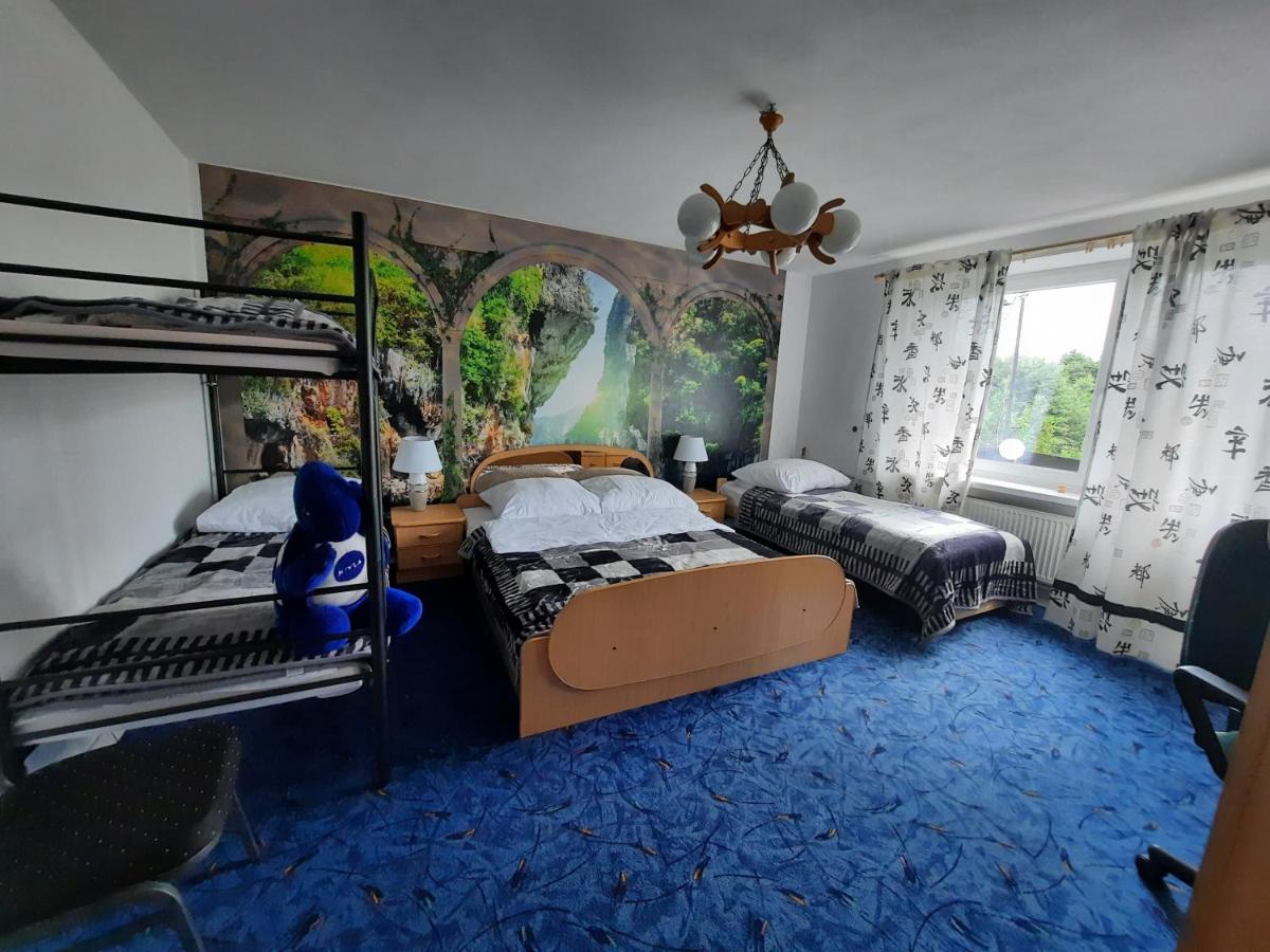 Family Room - Photo 1
