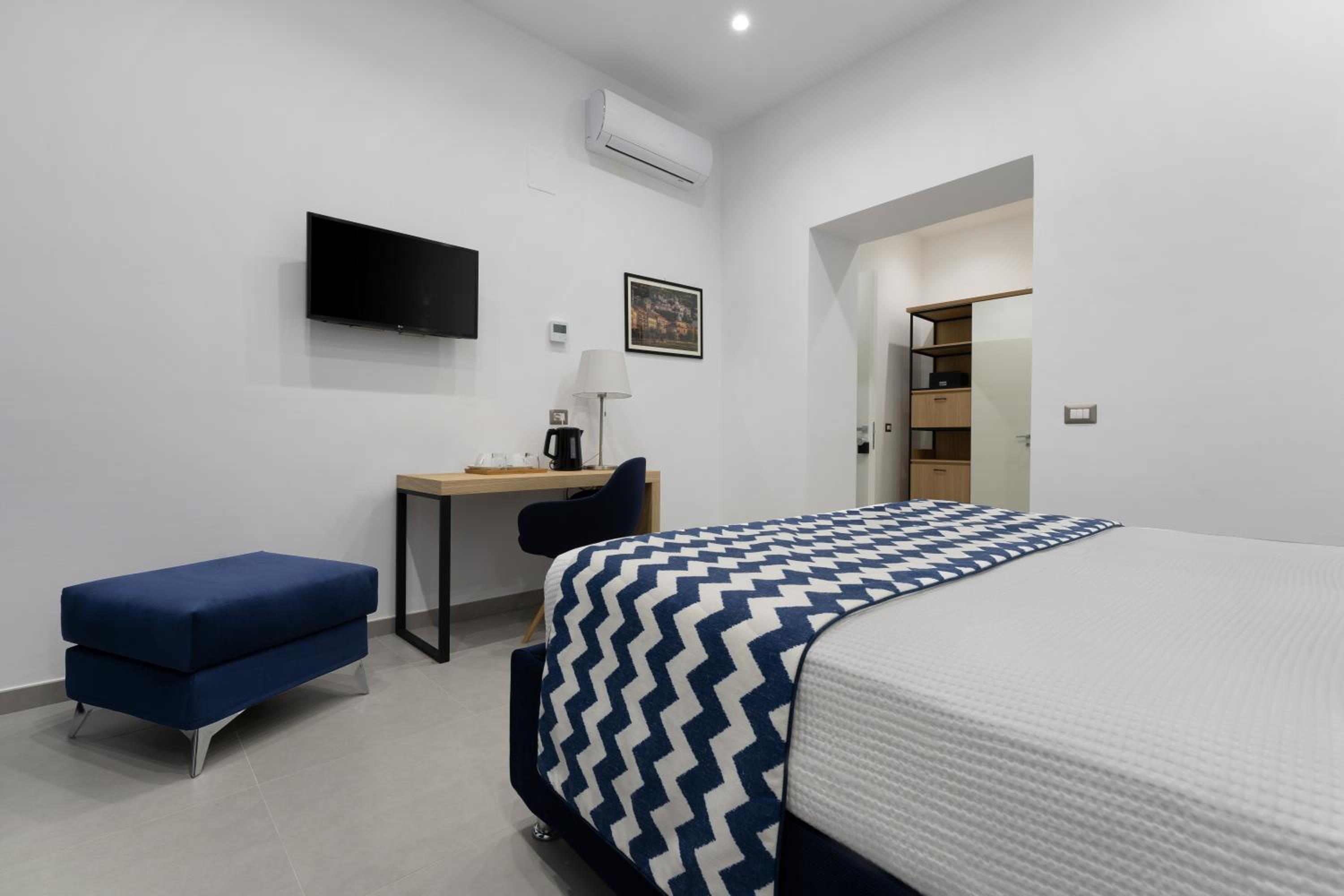 Comfort Triple Room
