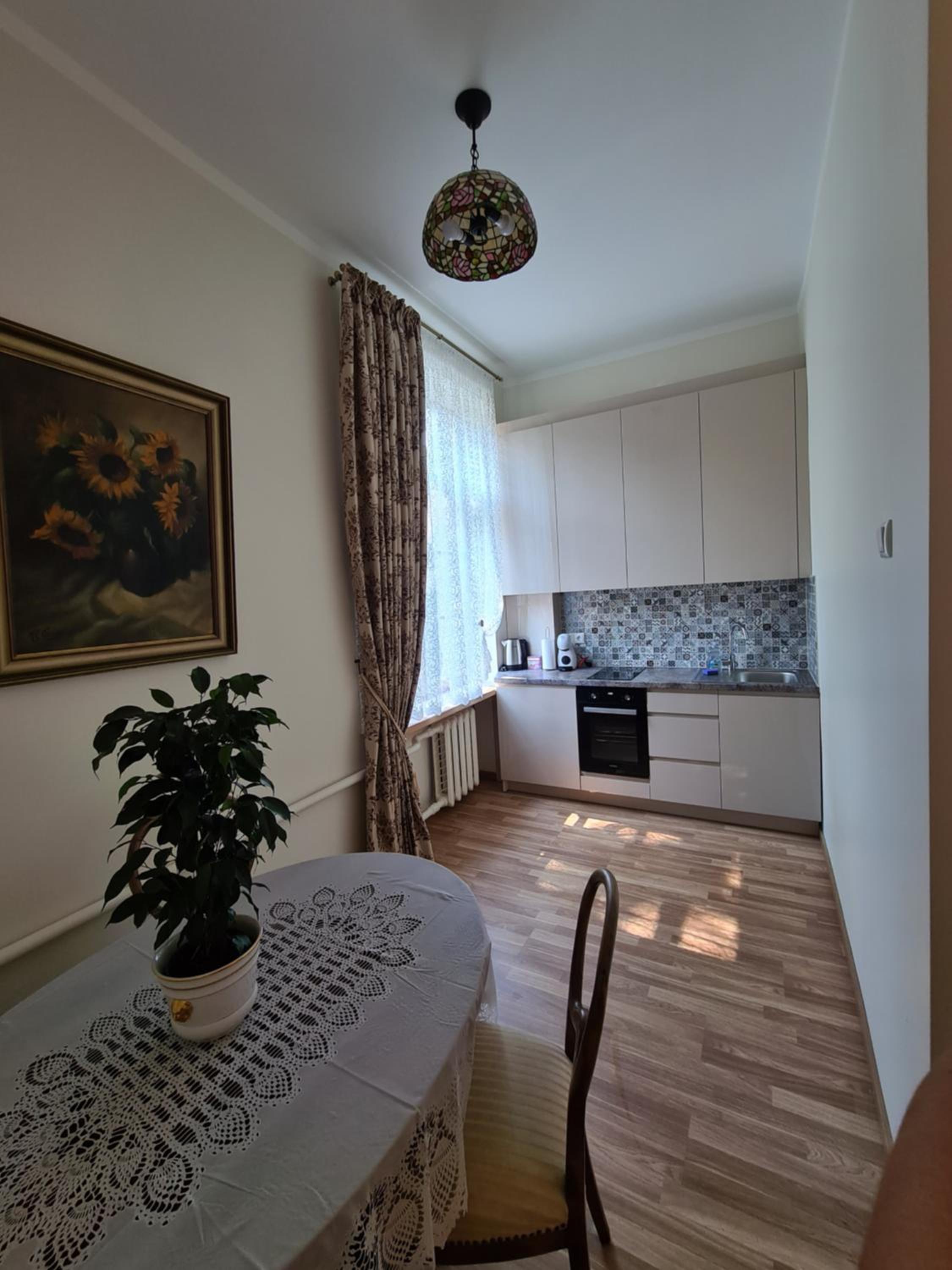 Two-Bedroom Apartment - Photo 5