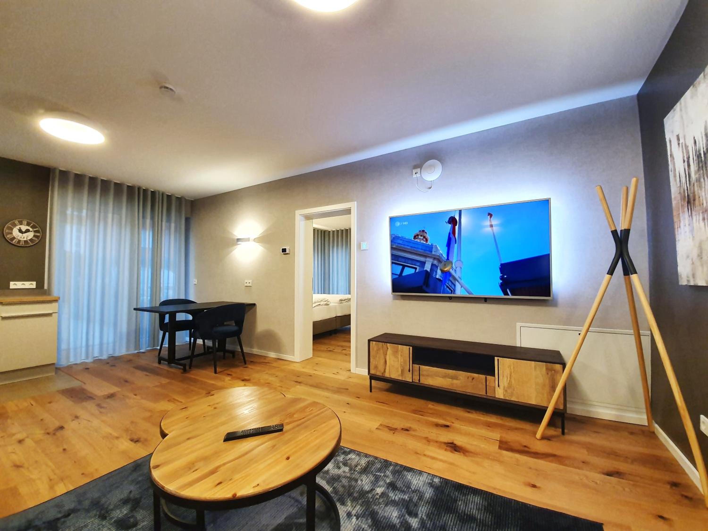 One-Bedroom Apartment - Photo 9