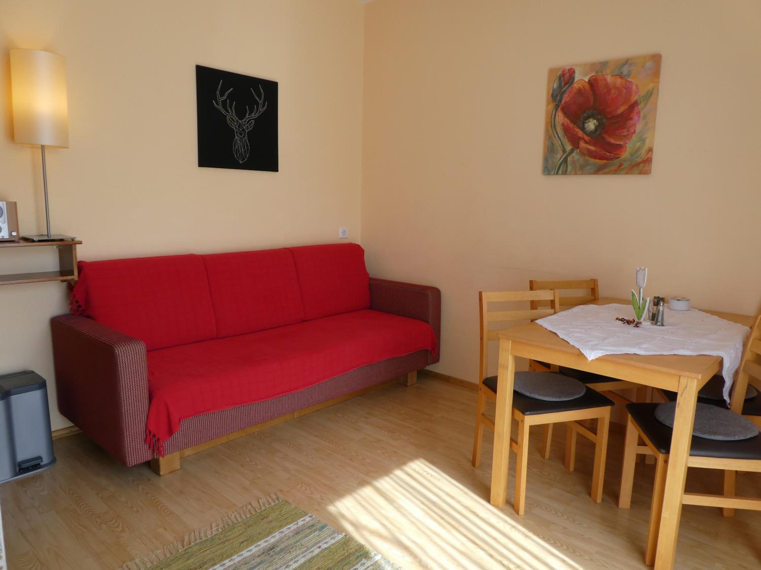 One-Bedroom Apartment with Balcony - Photo 11