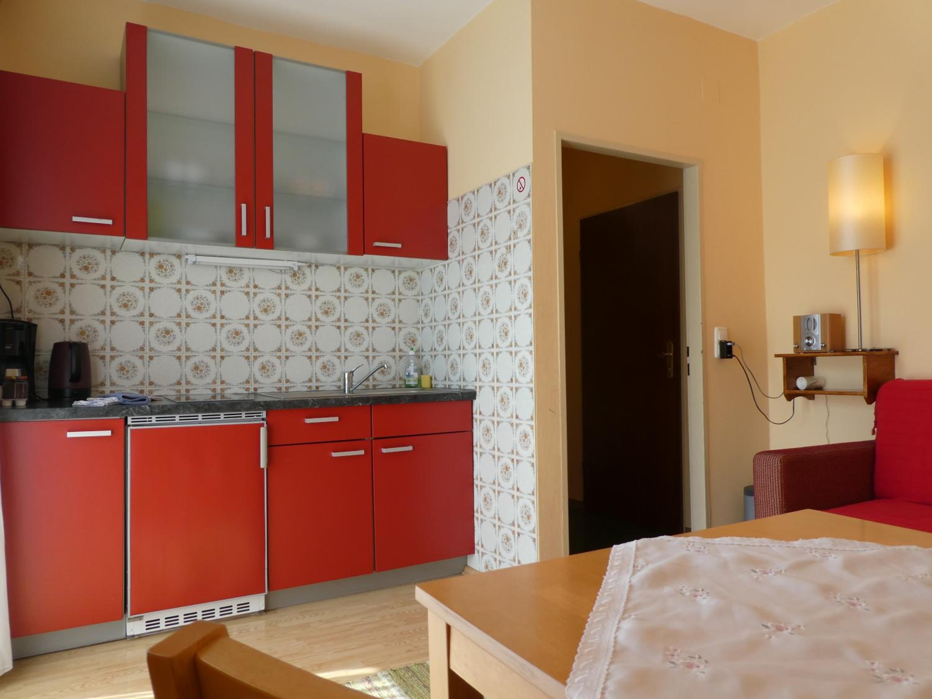 One-Bedroom Apartment with Balcony - Photo 36