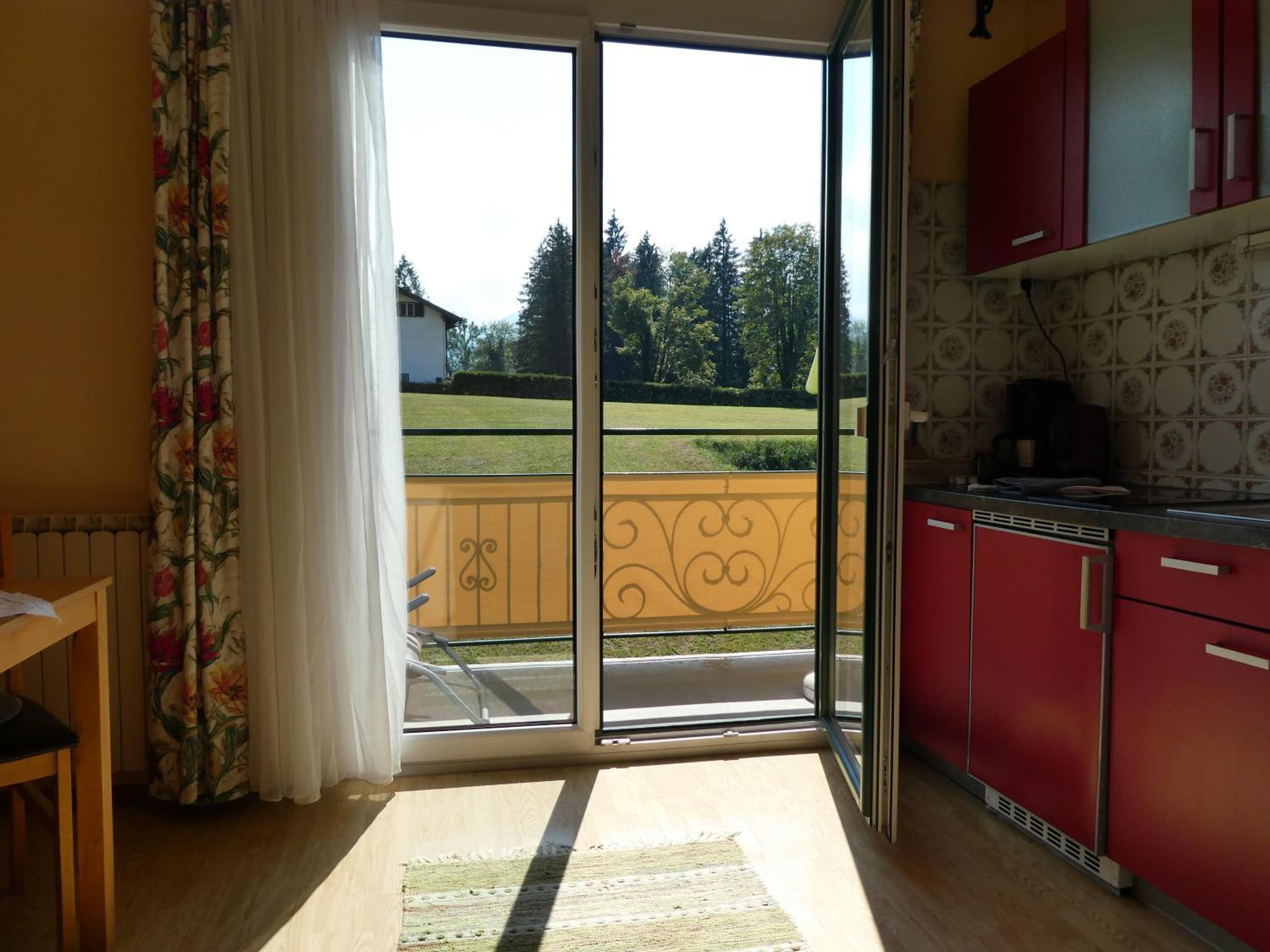 One-Bedroom Apartment with Balcony - Photo 13