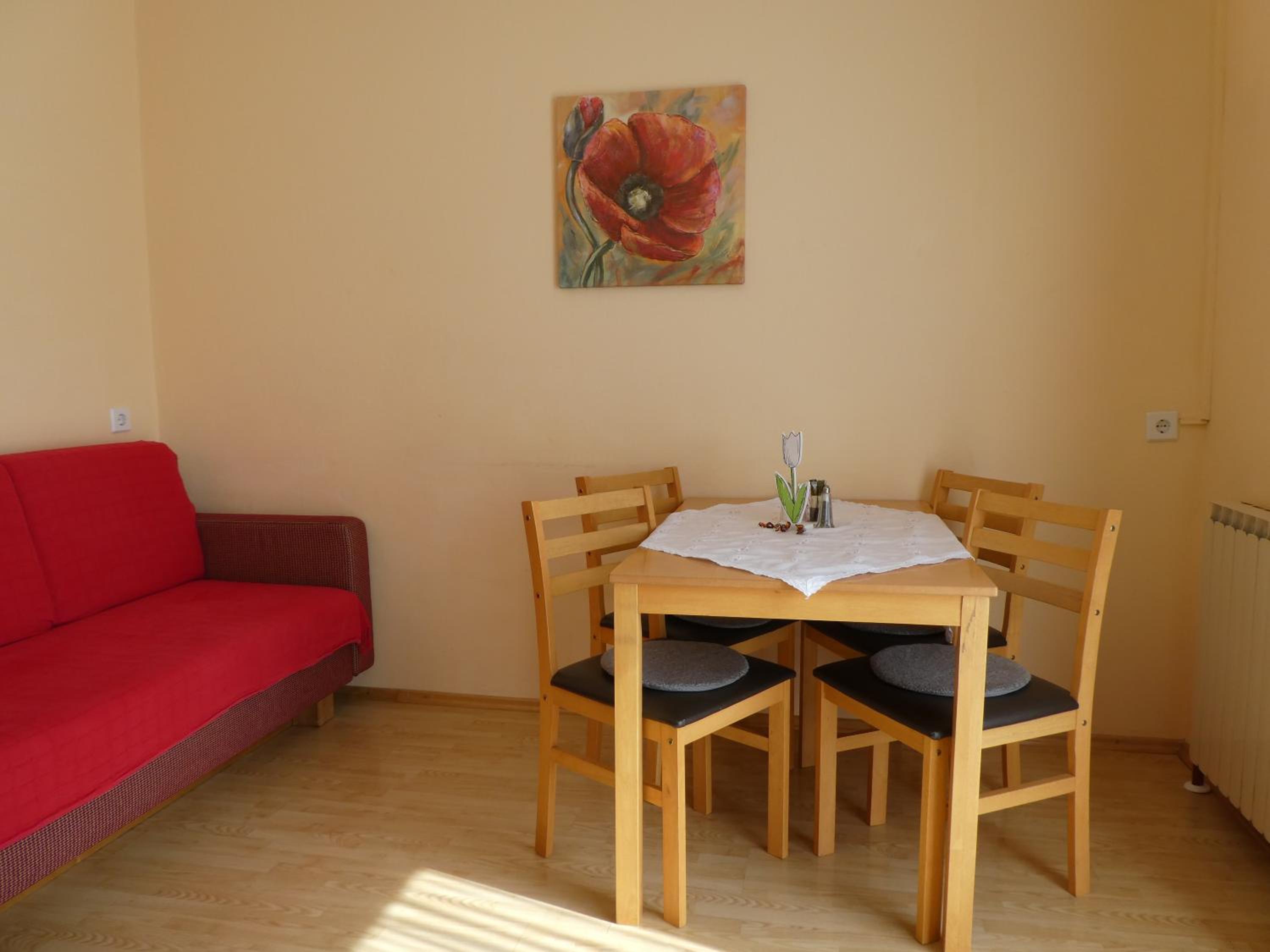 One-Bedroom Apartment with Balcony - Photo 14