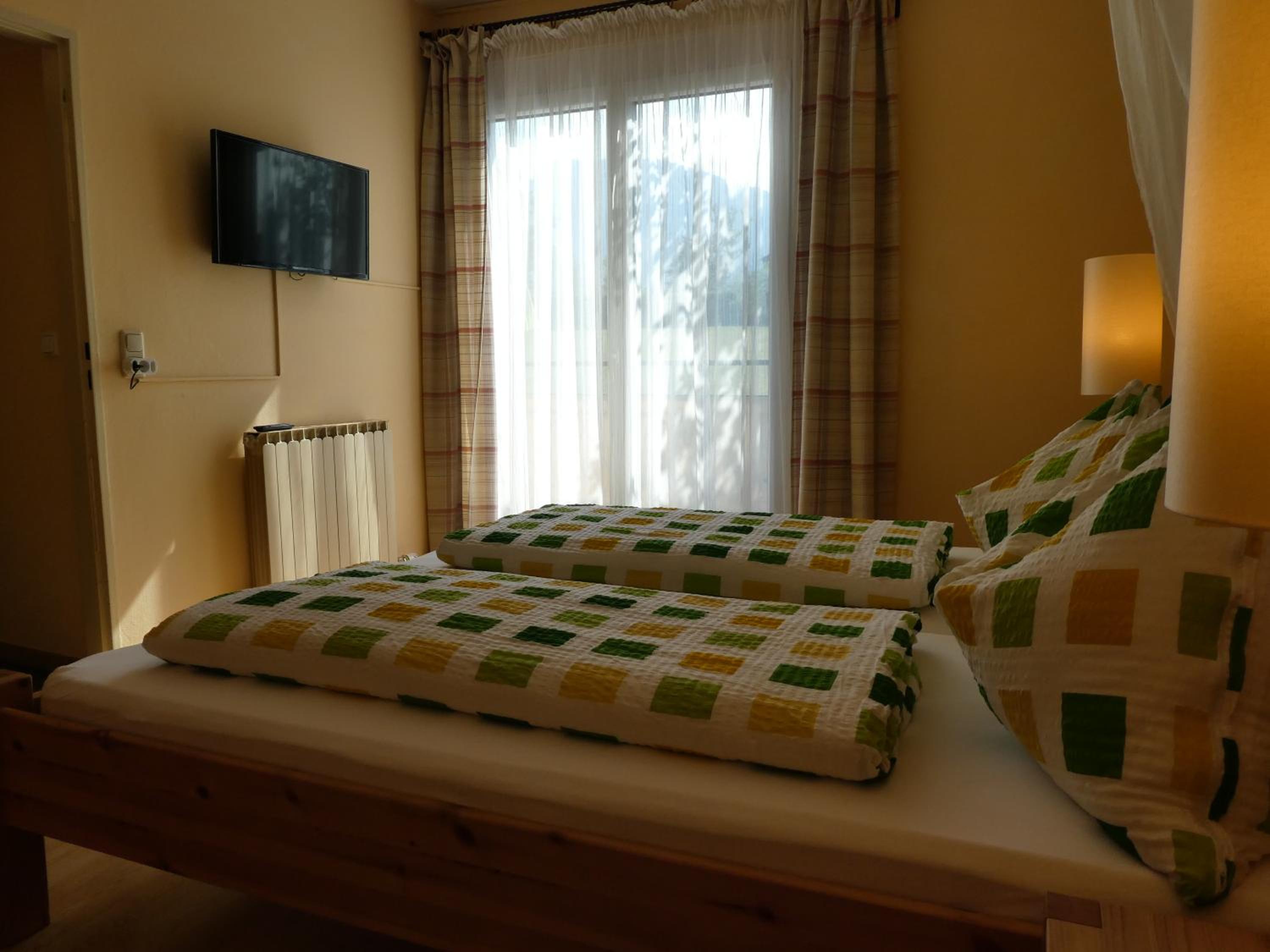 One-Bedroom Apartment with Balcony - Photo 10