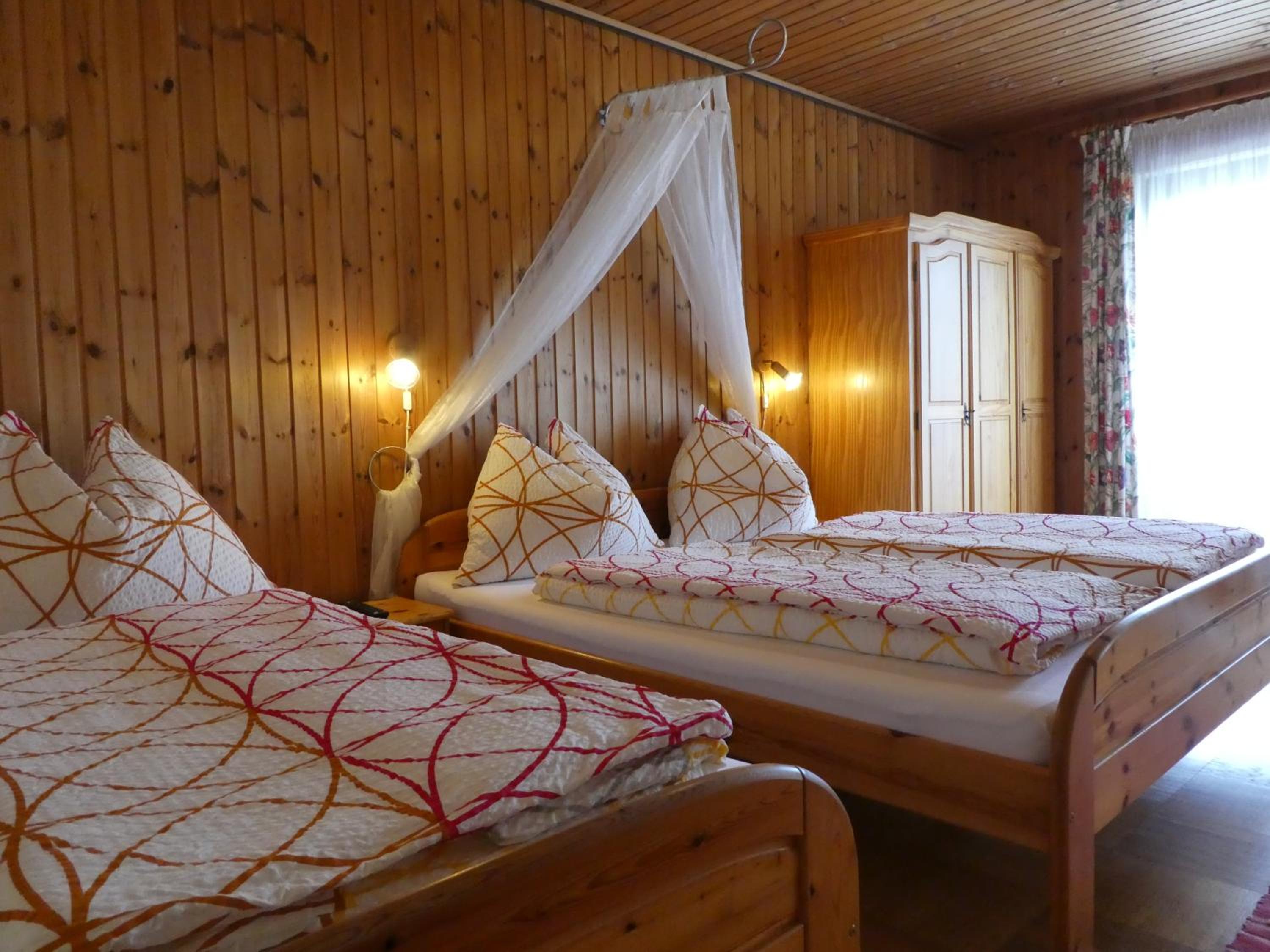 One-Bedroom Apartment with Balcony - Photo 33