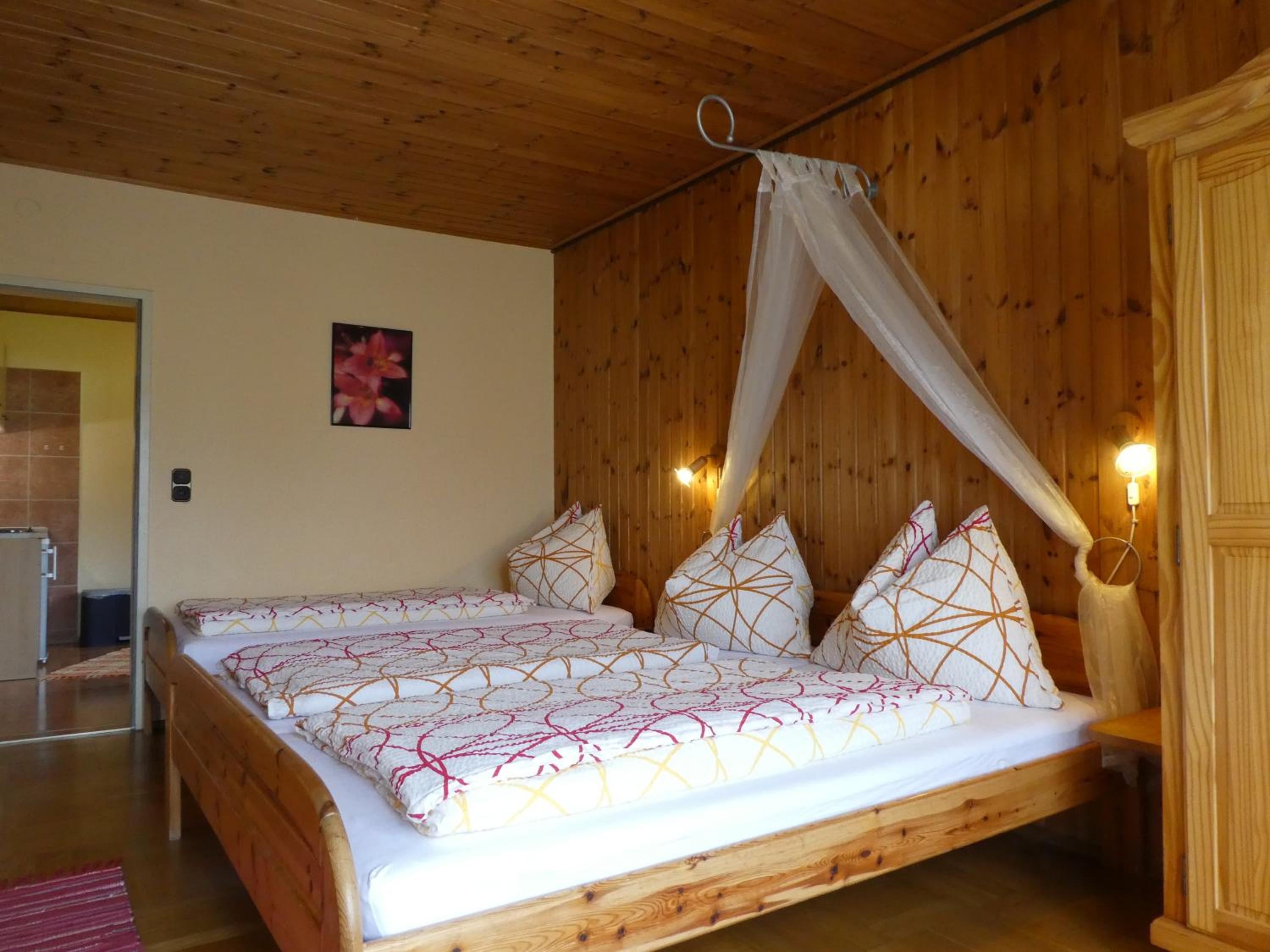 One-Bedroom Apartment with Balcony - Photo 35