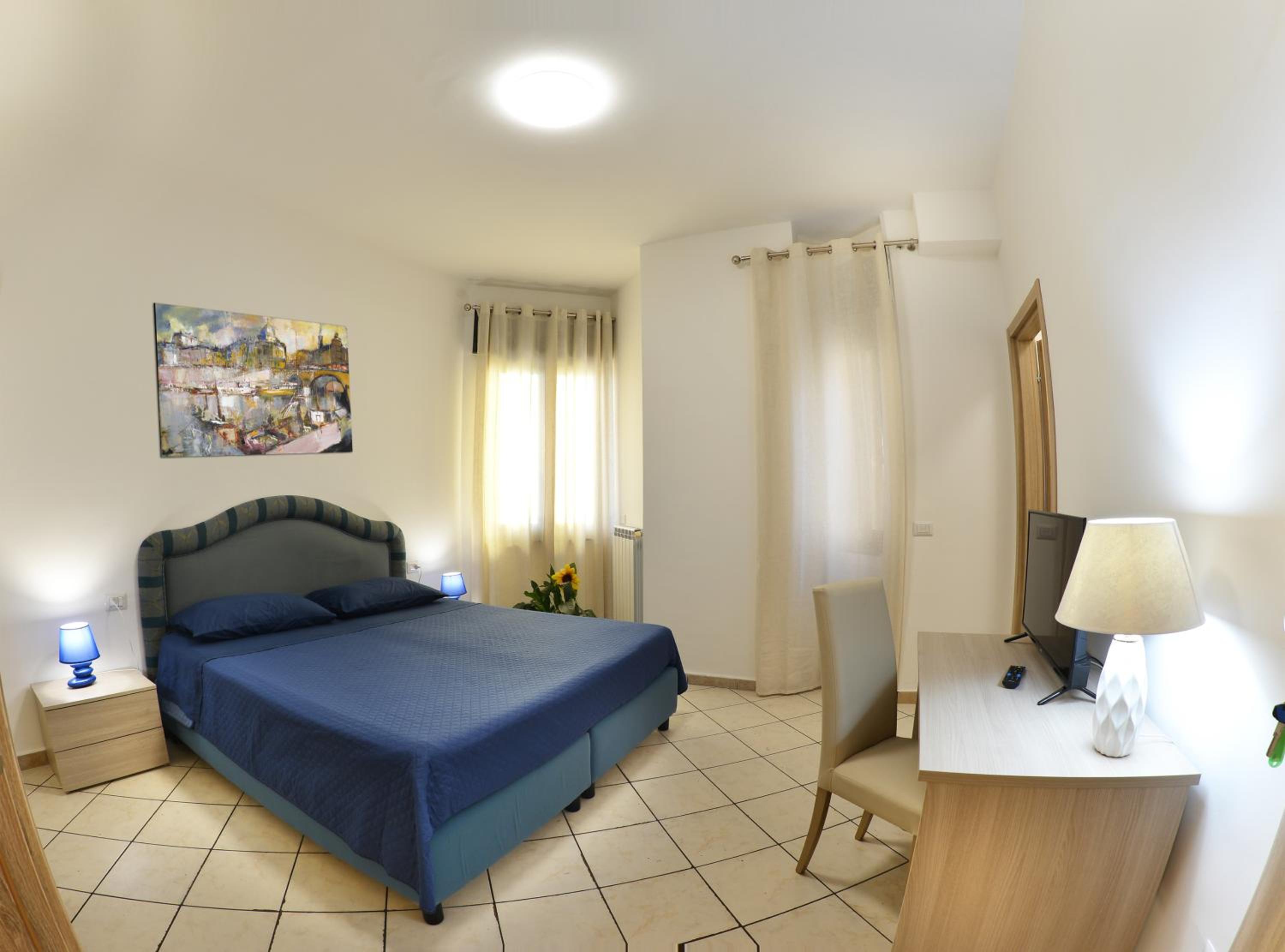 Double Room with Private Bathroom photo 1