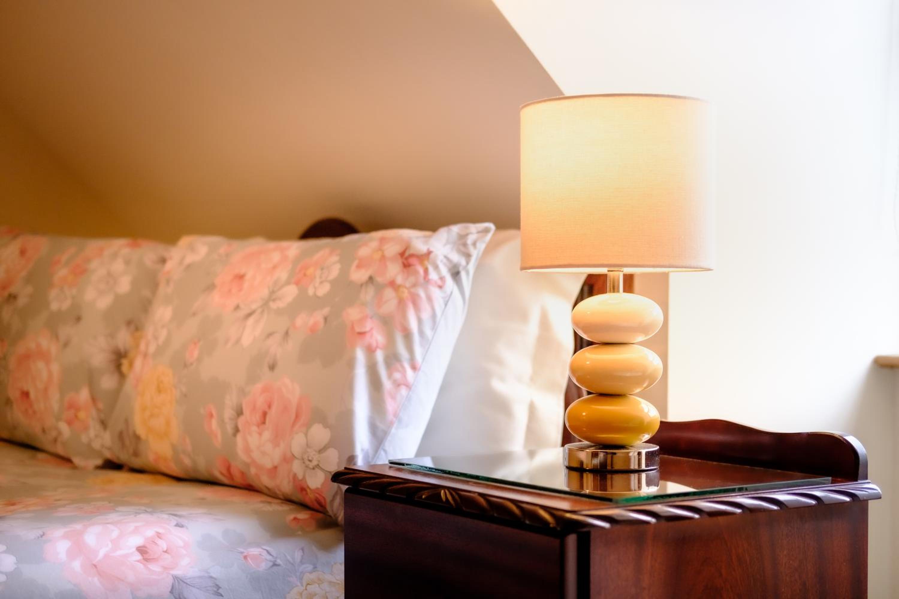 Small Double or Twin Room - Photo 2