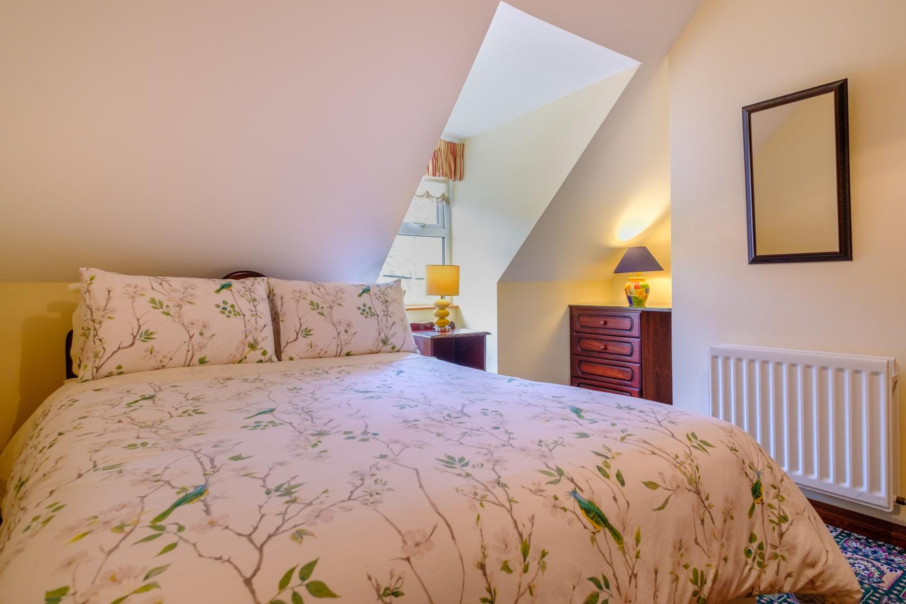 Small Double Room - Photo 2