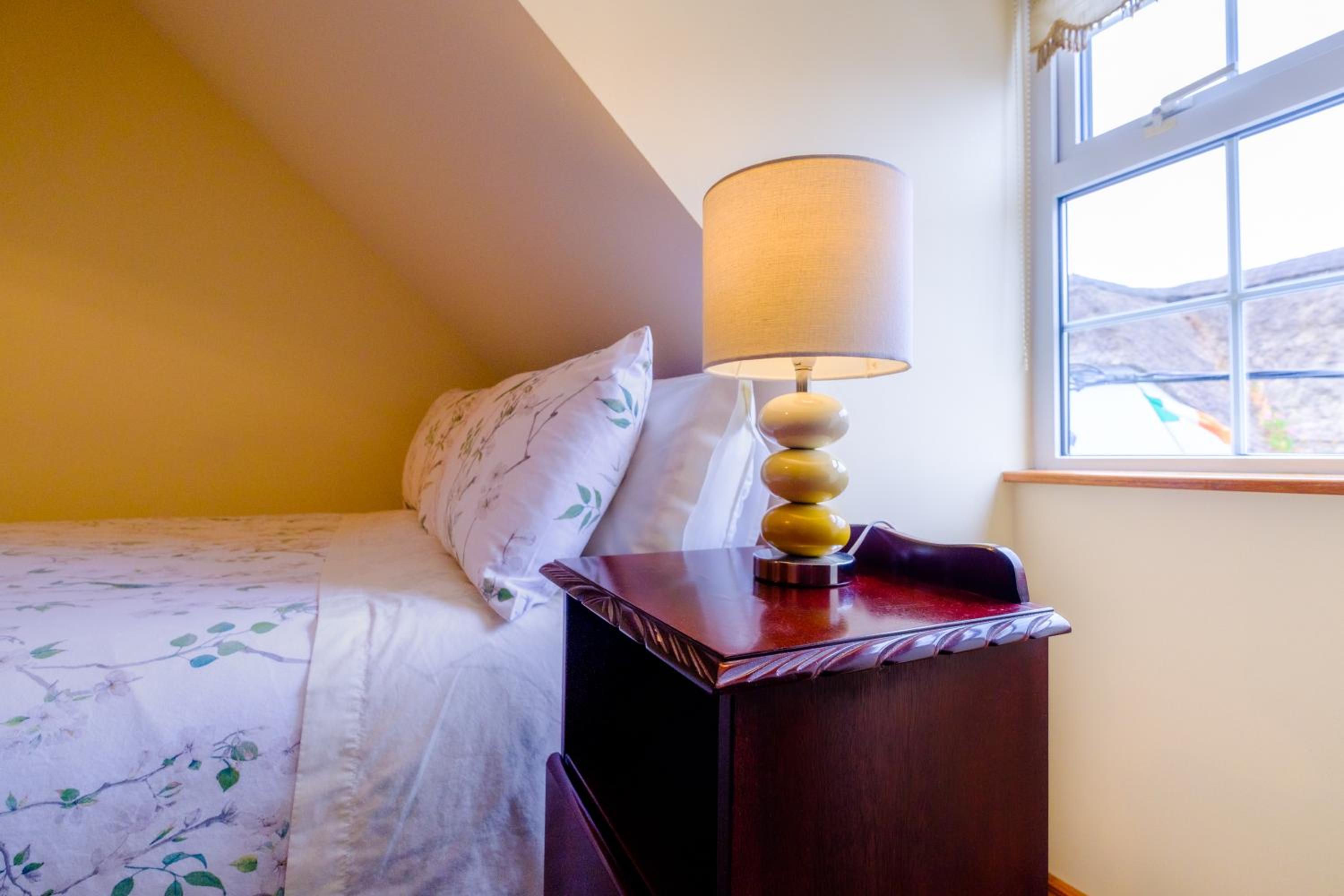 Small Double Room - Photo 1