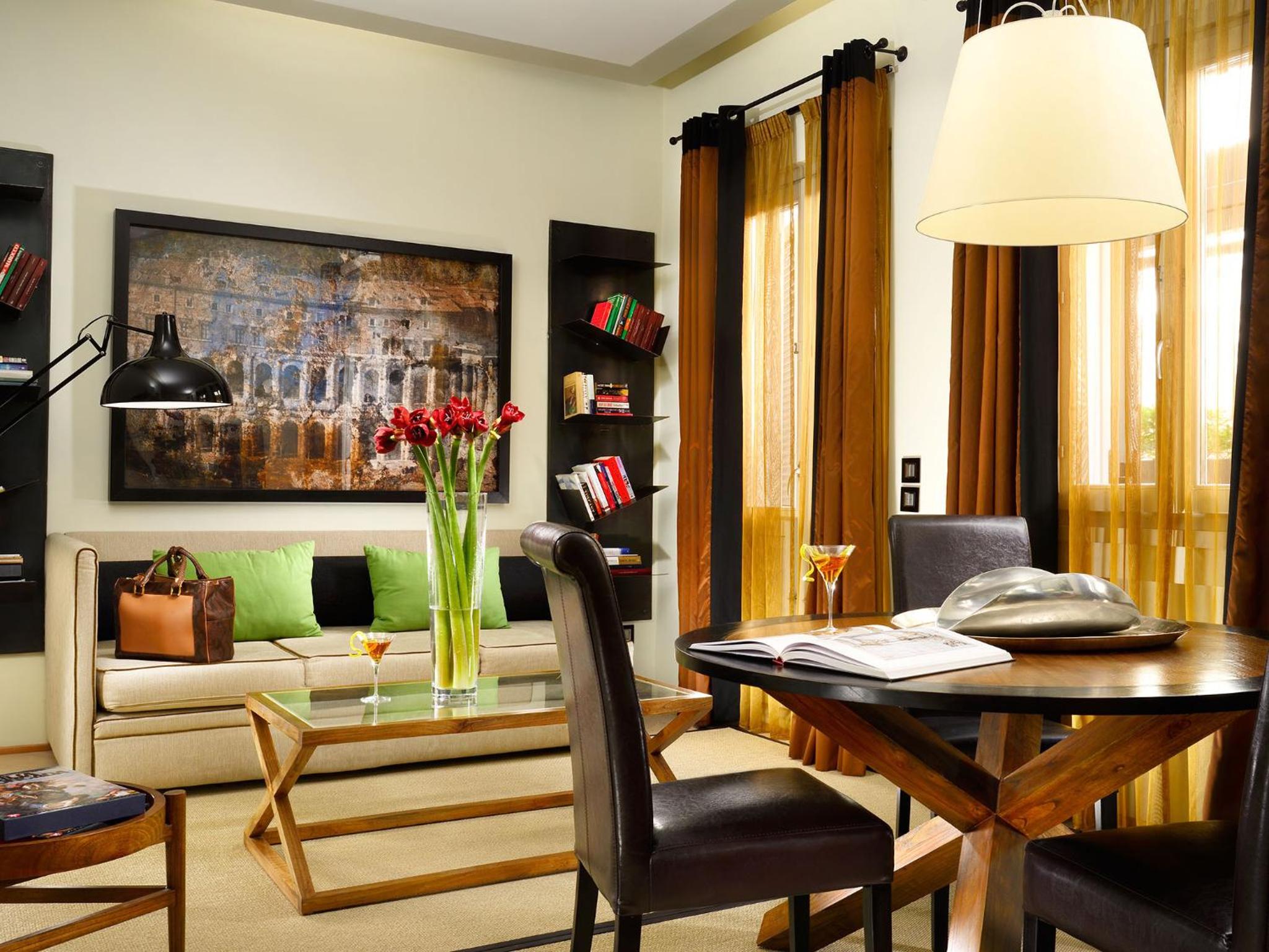 Executive Suite photo 3