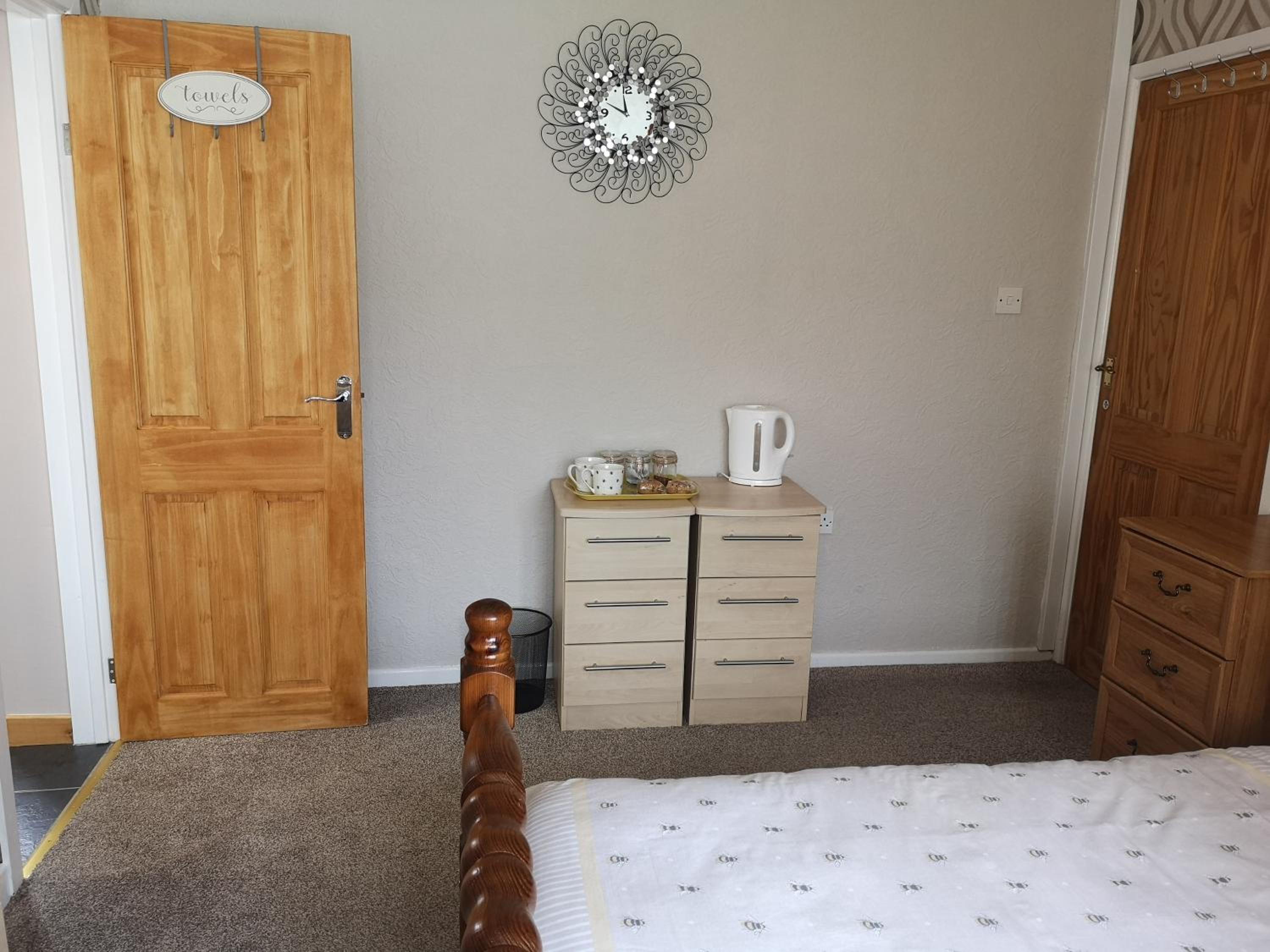 Double Room - Photo 4