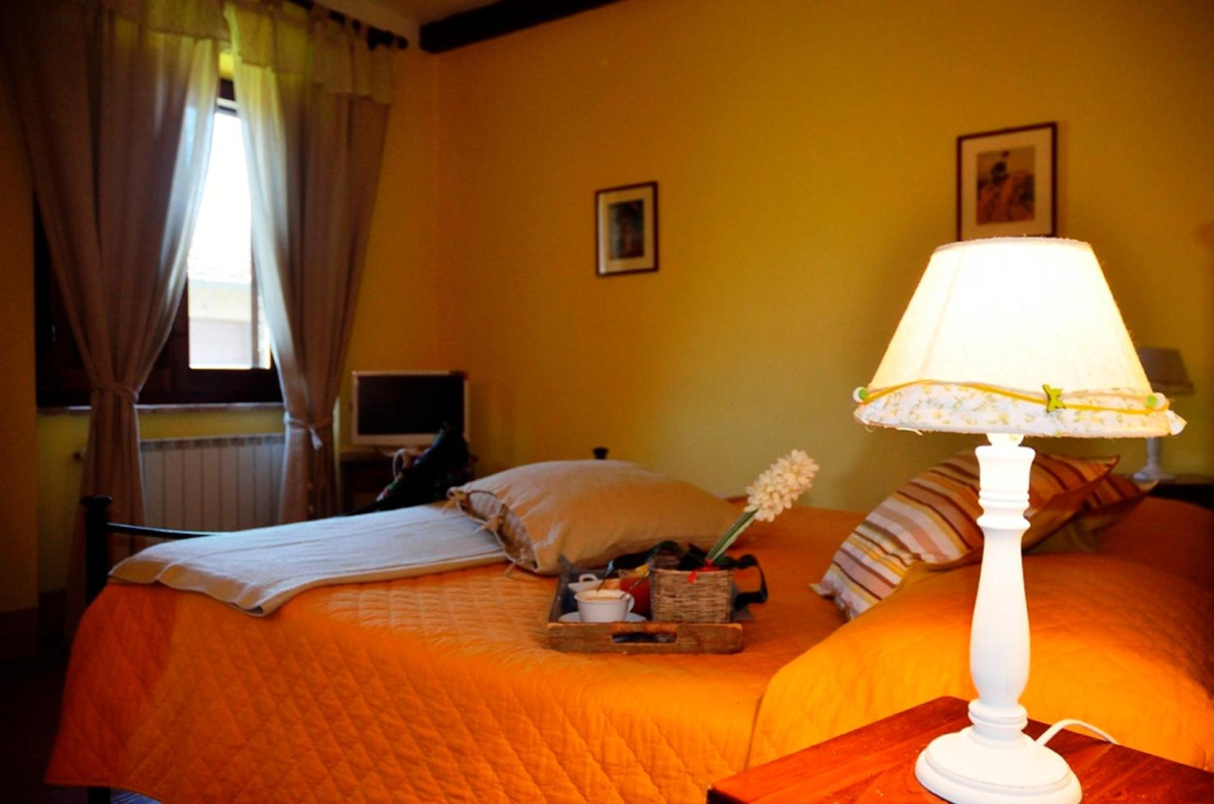 Double Room - Photo 5