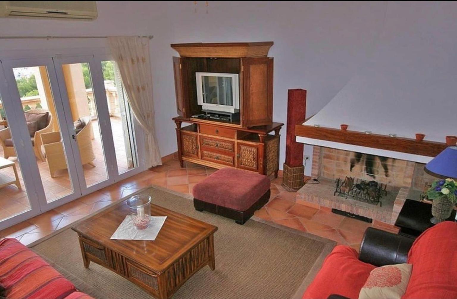 Three-Bedroom Villa photo 2